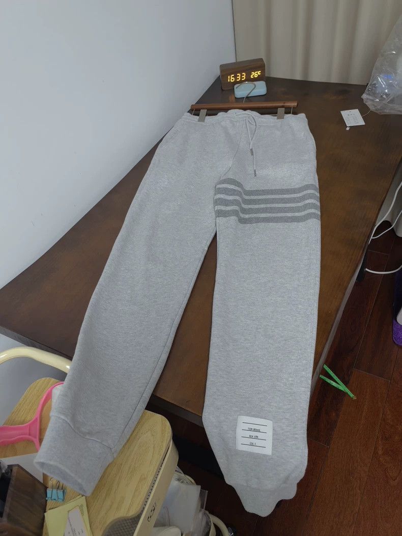 Thom Browne Thom Browne size3 Light grey tracksuits Size US 27 - 1 Thumbnail