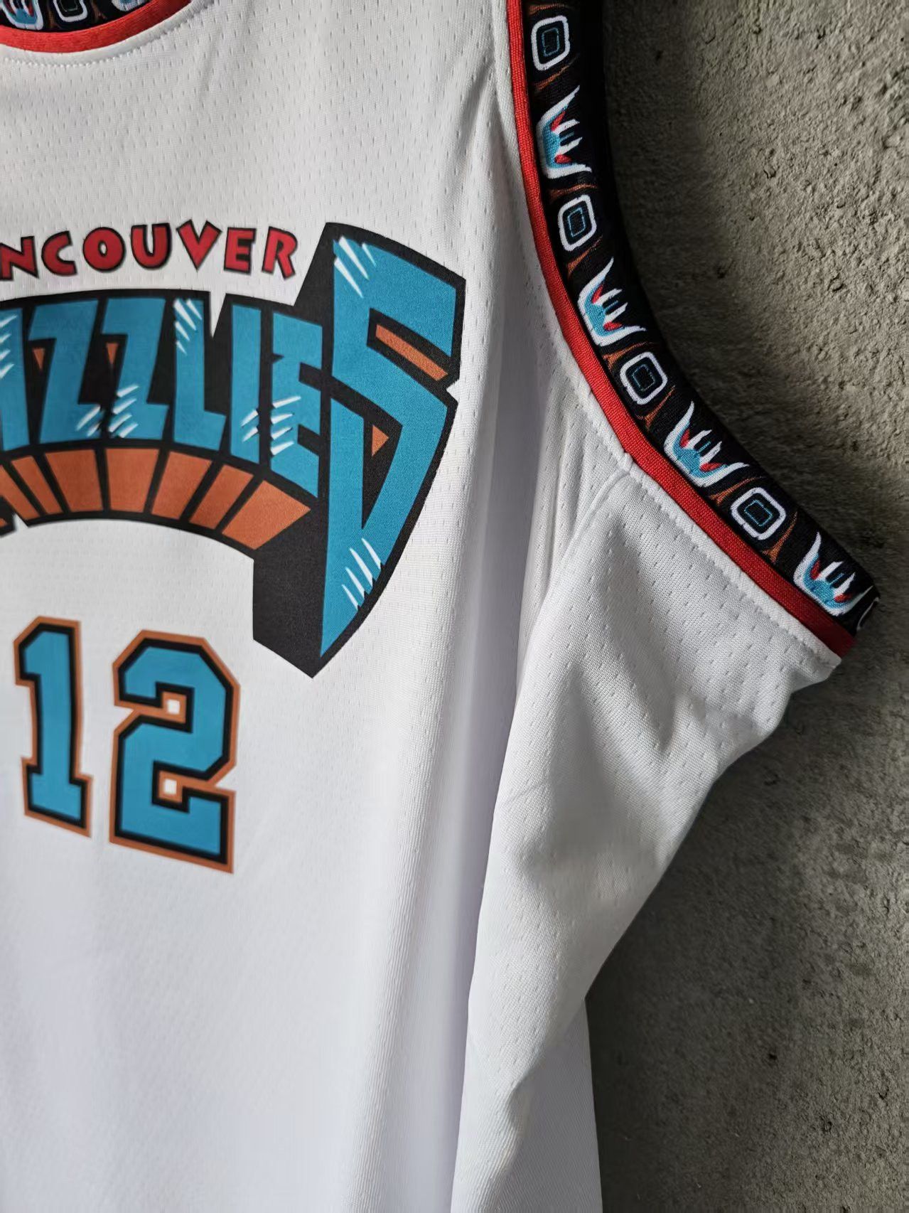 NBA Memphis Grizzlies 12 Ja Morant Jersey Size US S / EU 44-46 / 1 - 4 Thumbnail
