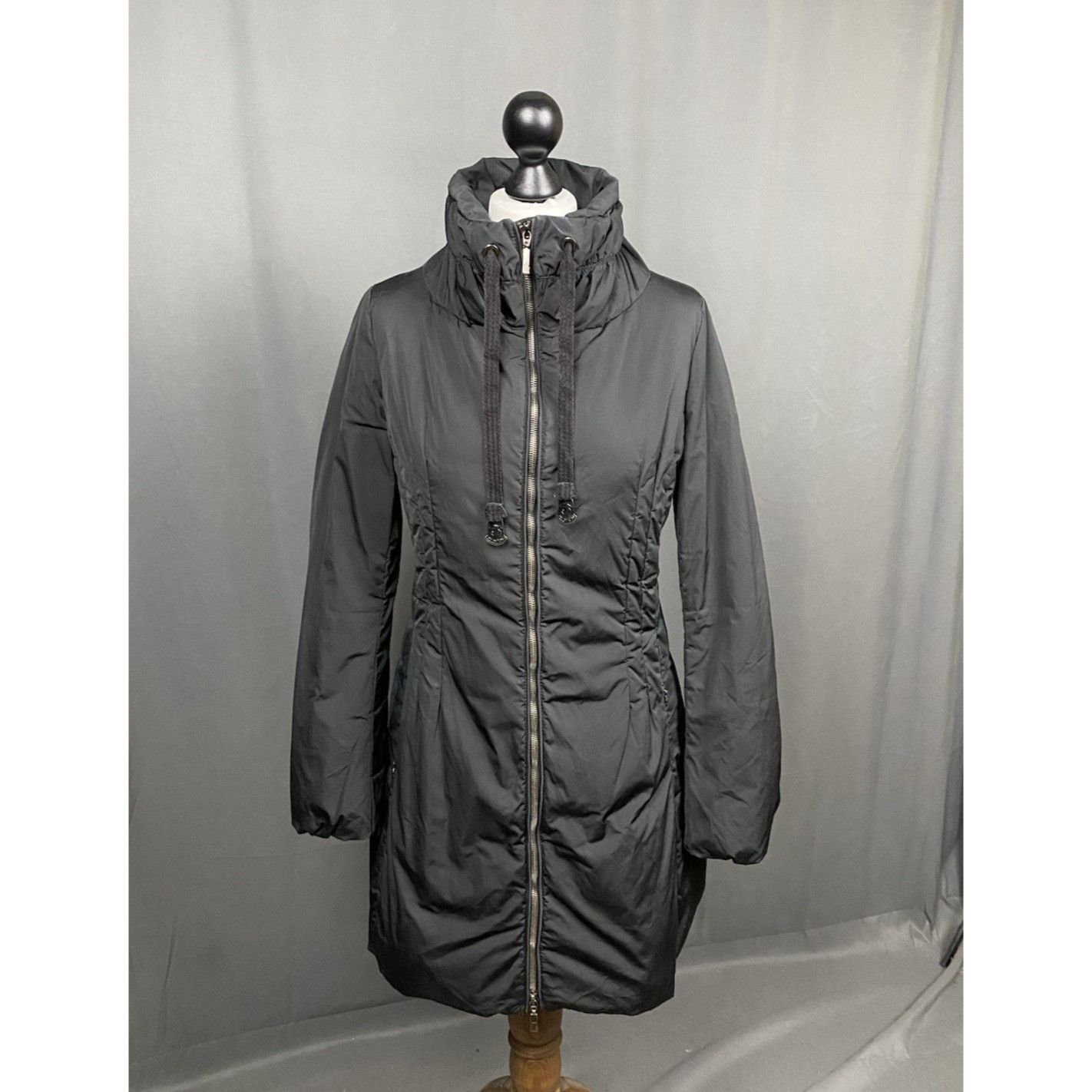 Moncler Moncler Nim Giubbotto Women's Black Down Insulated Puffer Pa Size XS / US 0-2 / IT 36-38 - 1 Thumbnail