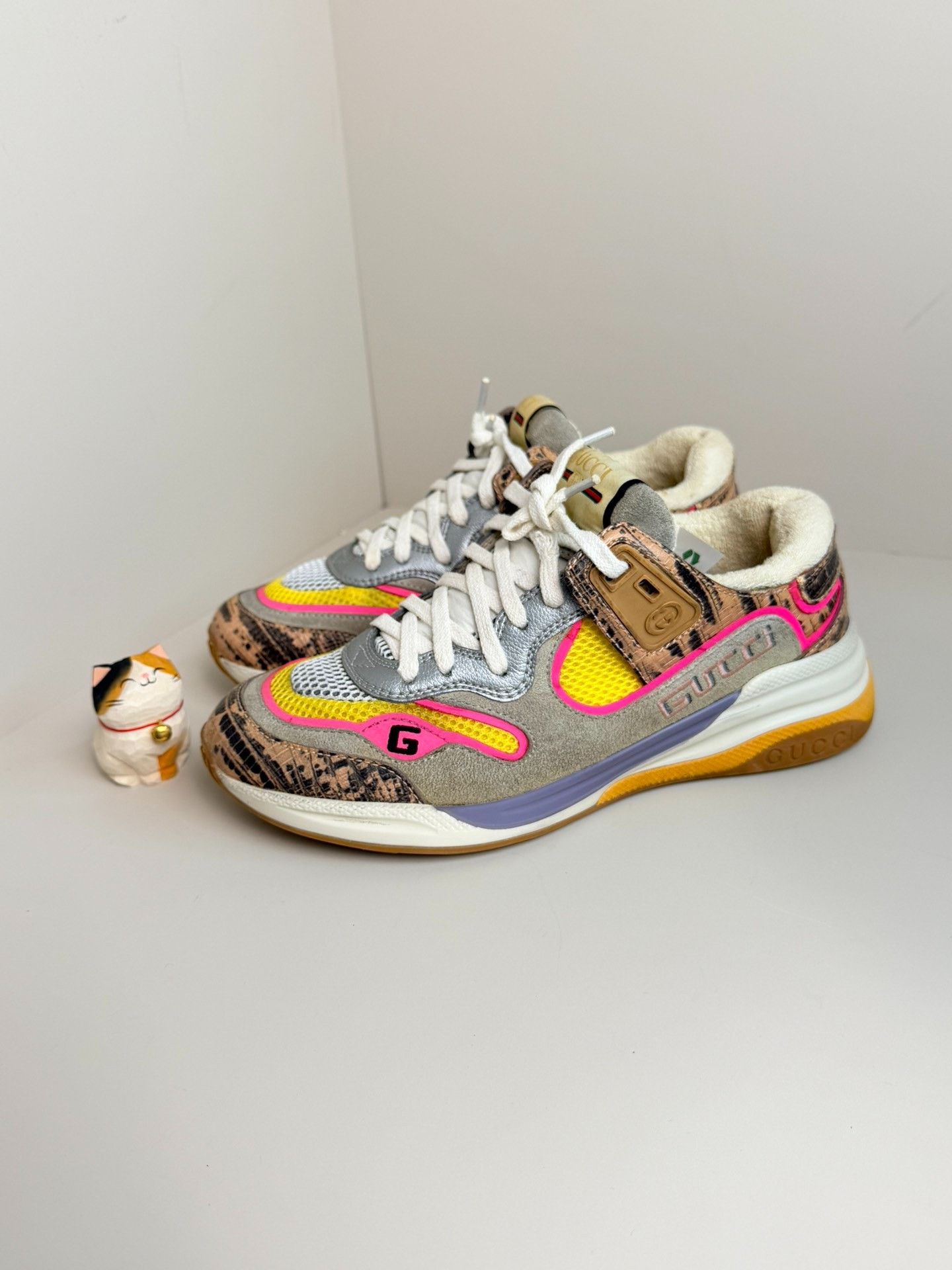 Gucci Gucci Animal Print Lowtop Sneakers us_6 Women Size US 6 / IT 36 - 1 Thumbnail