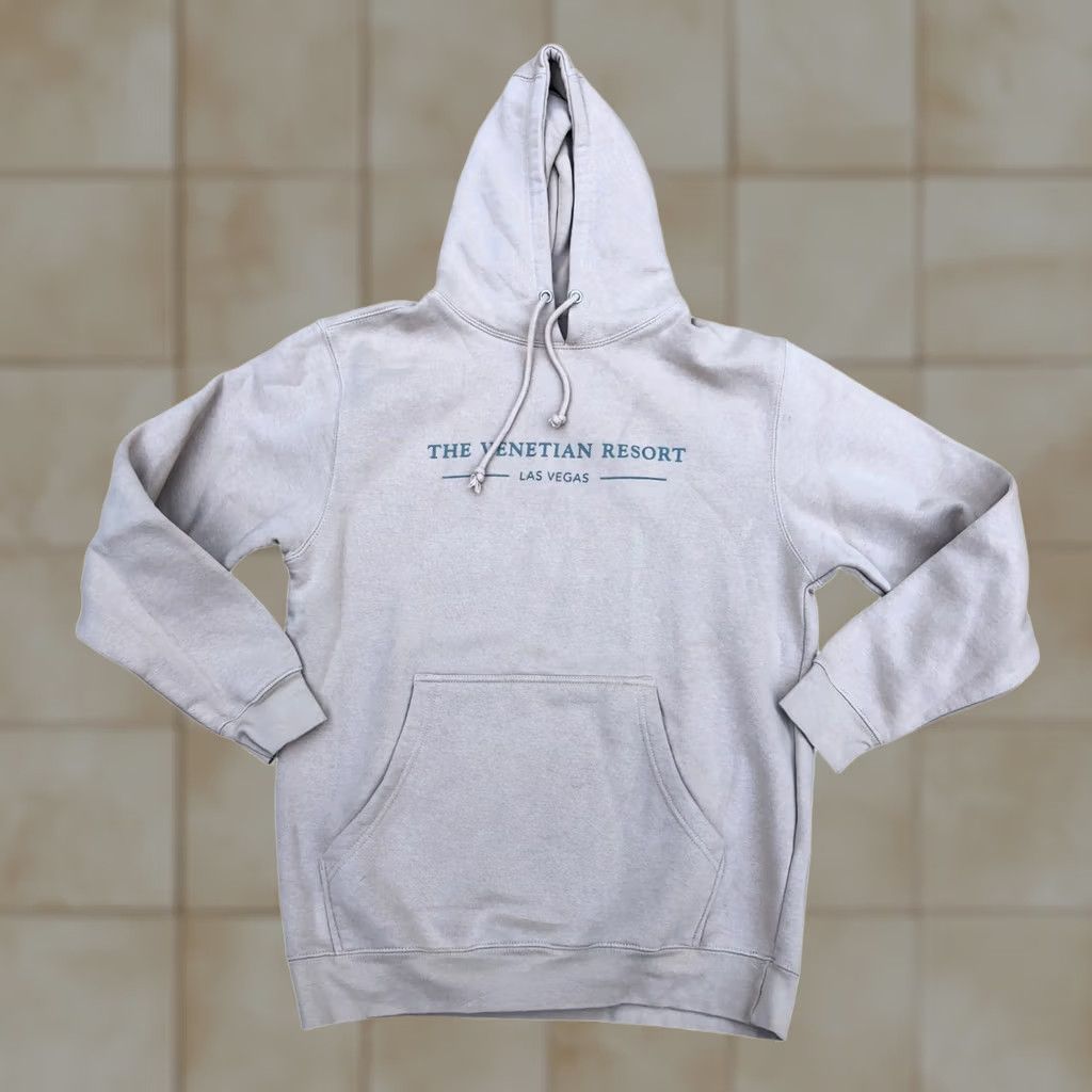Vintage THE VENETIAN RESORT LAS VEGAS Hoodie Sweatshirt Men MEDIUM Pullover Beige Sweater Size US M / EU 48-50 / 2 - 1 Thumbnail