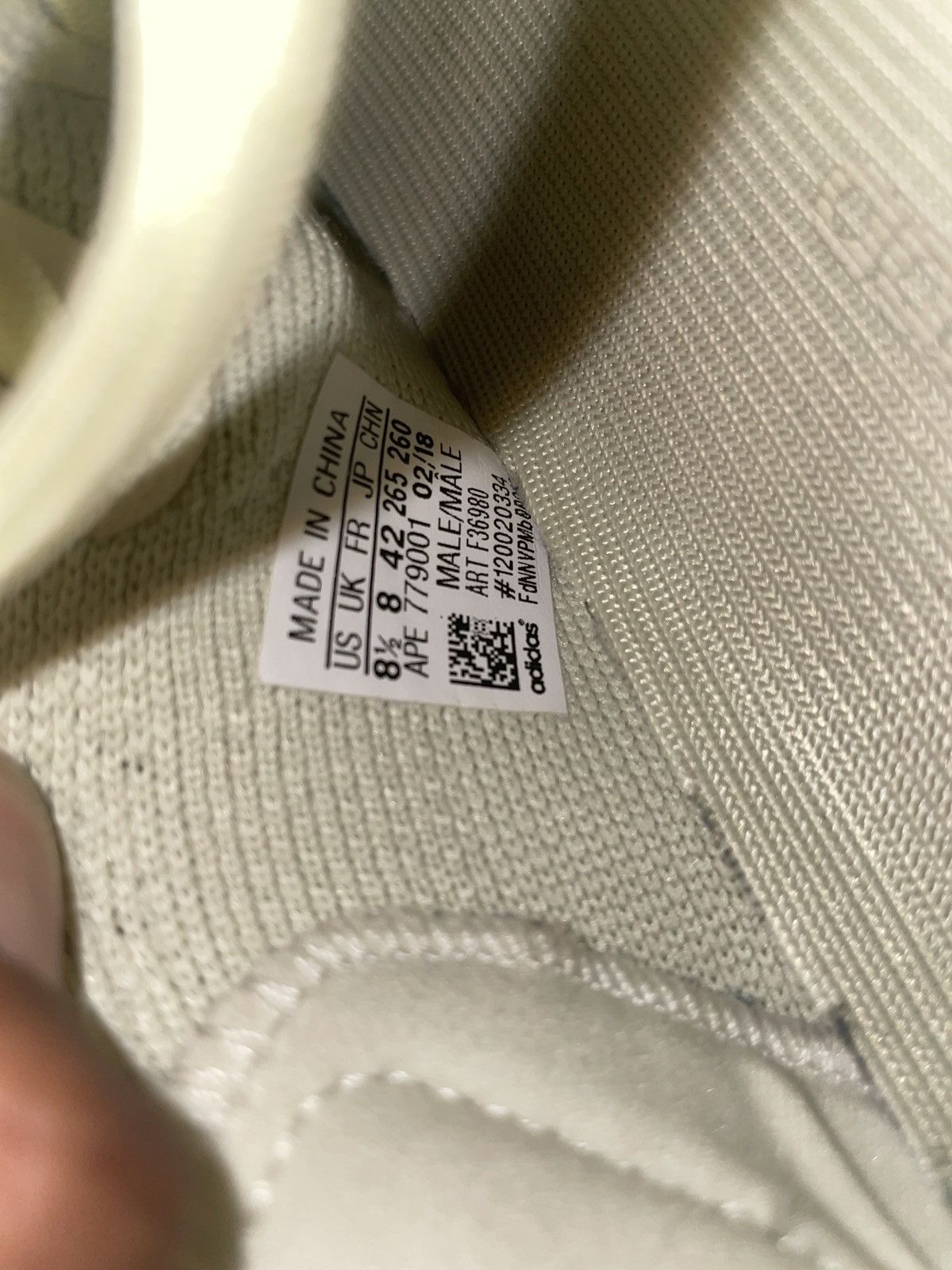 Yeezy Yeezy 350 butter size 8.5 Size US 8.5 / EU 41-42 - 8 Thumbnail