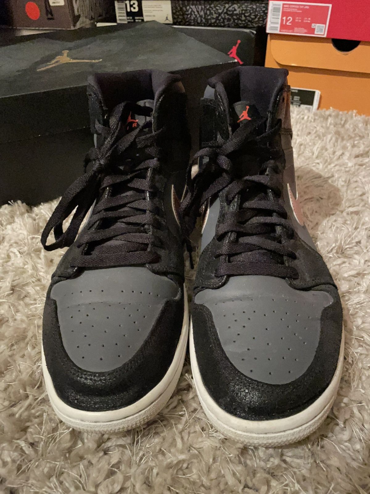 Jordan Brand Jordan 1 Bronze Metal Size US 11.5 / EU 44-45 - 5 Thumbnail