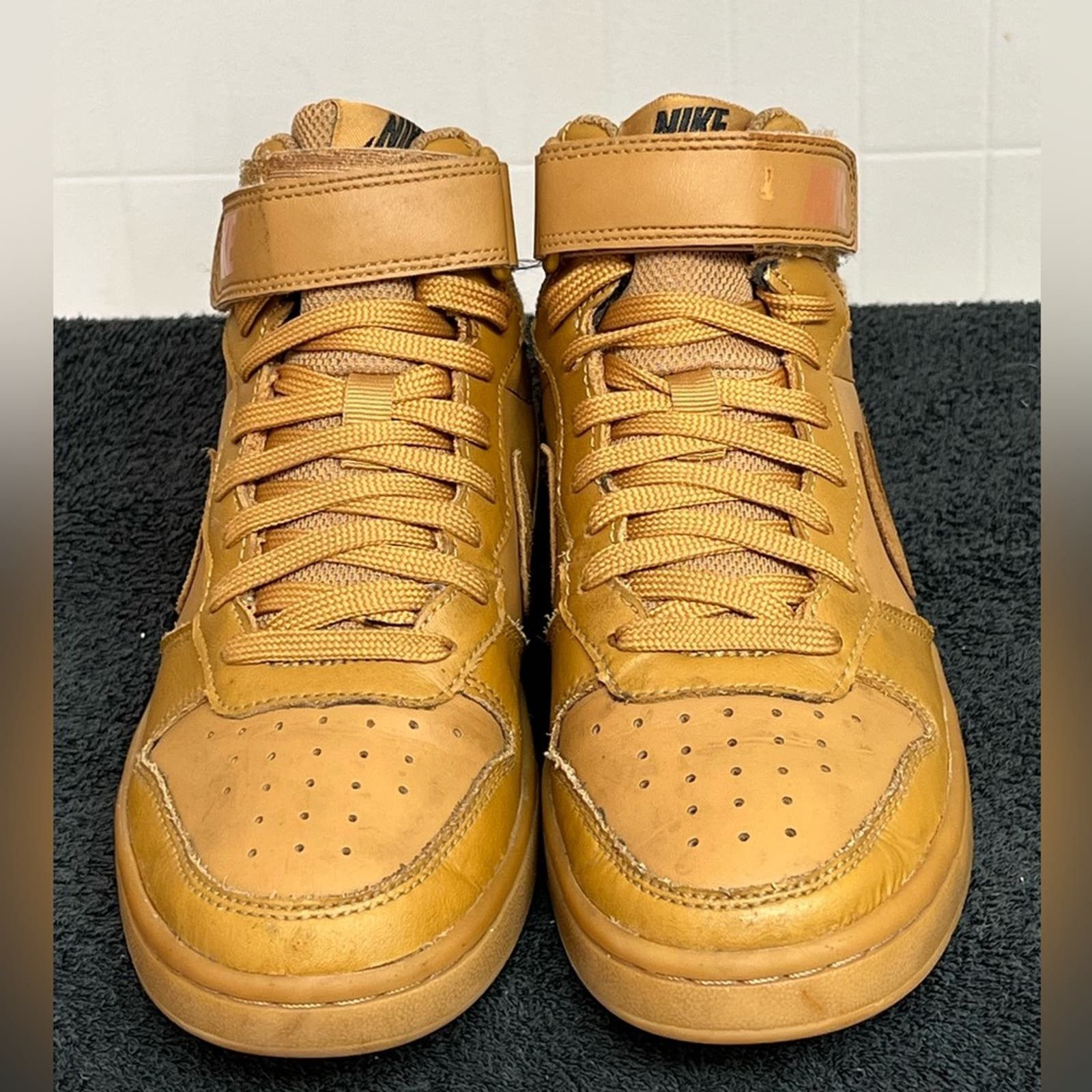 Nike Nike Court Borough Mid 2 GS Wheat Black Sneakers Youth SZ 4Y Size US 5.5 / IT 35.5 - 3 Thumbnail