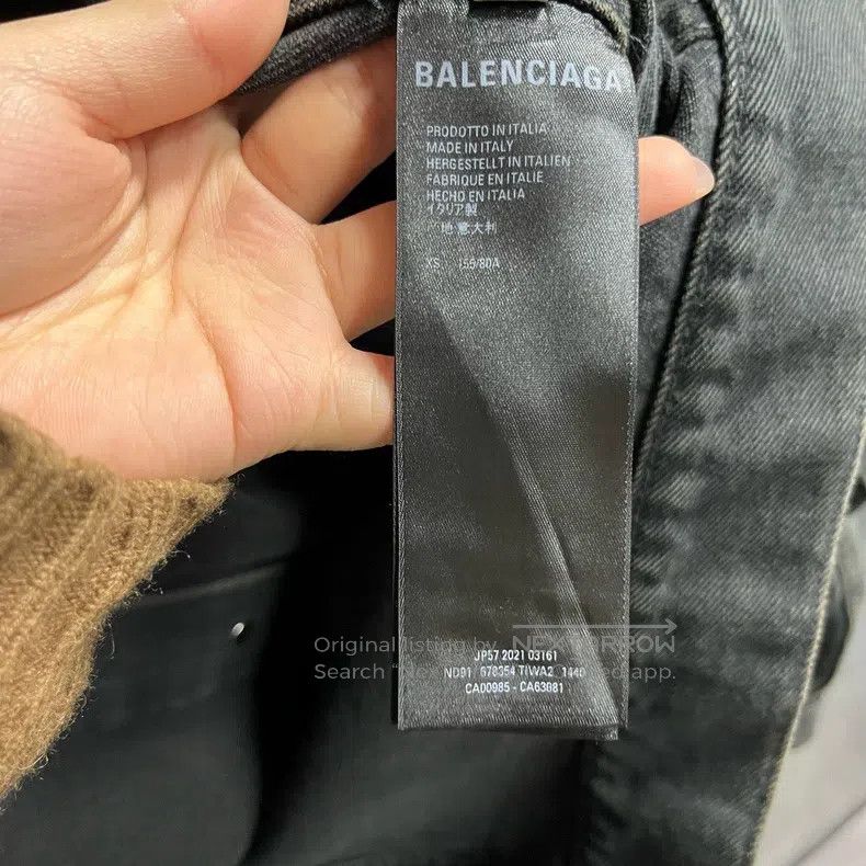 Balenciaga Balenciaga Black plain graffiti single-breasted button-dow Size US M / EU 48-50 / 2 - 4 Thumbnail