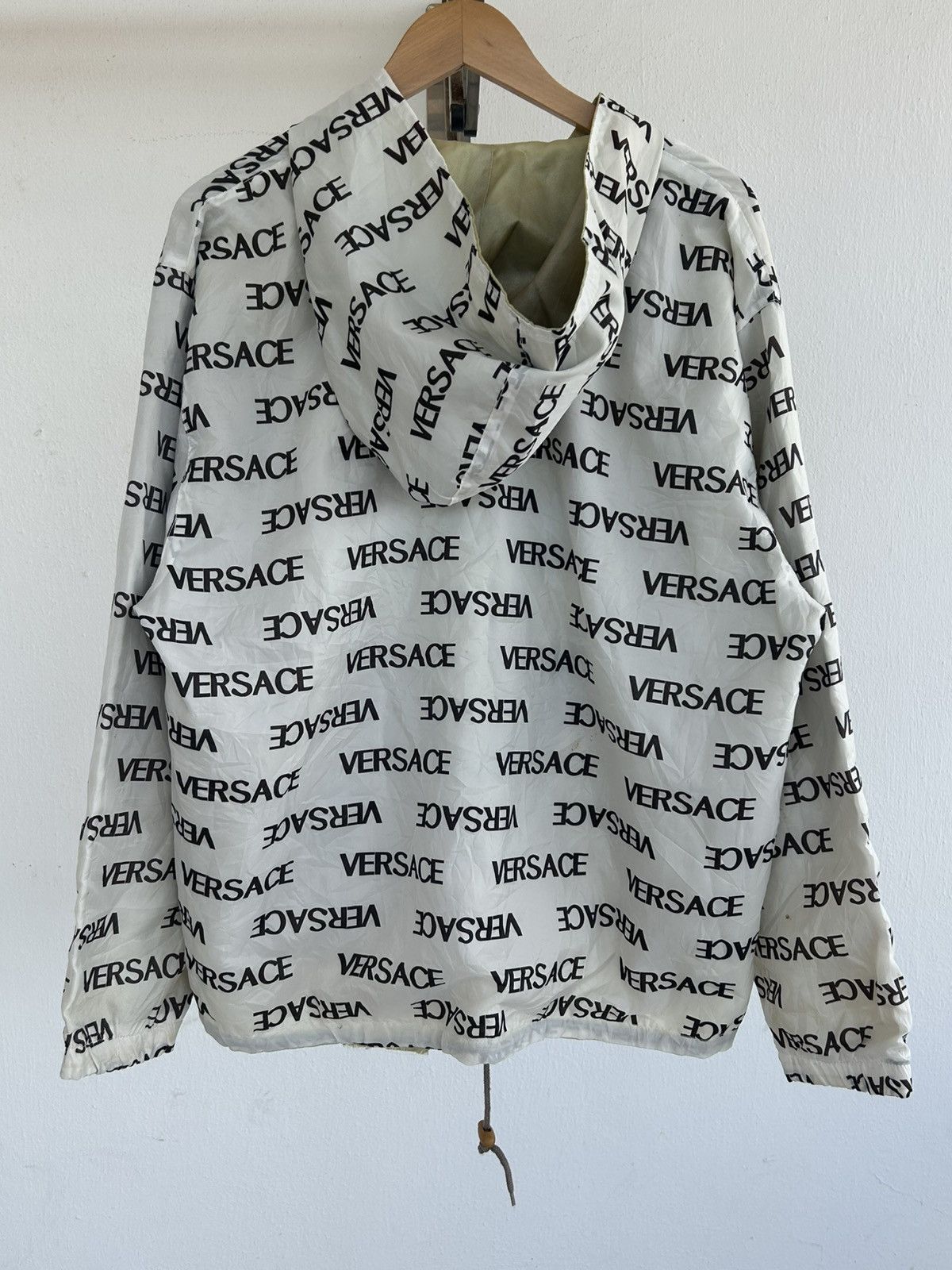 Versace Jeans Couture Reversible Versace Monogram Gold Vintage Jacket Size US L / EU 52-54 / 3 - 3 Thumbnail