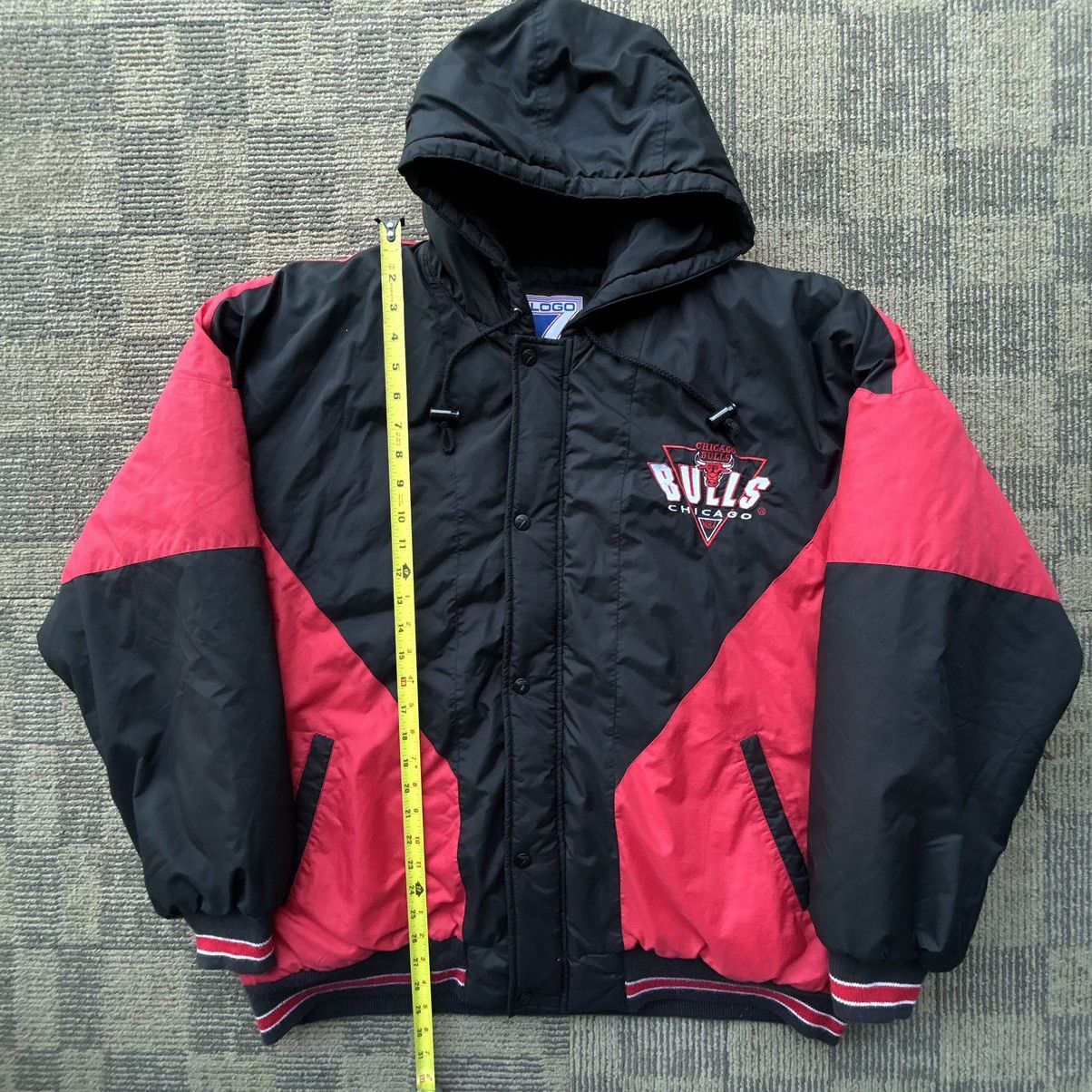 Logo 7 Vintage 90s Chicago Bulls Logo 7 Puffer Jacket Hoodie NBA Size US XL / EU 56 / 4 - 5 Thumbnail