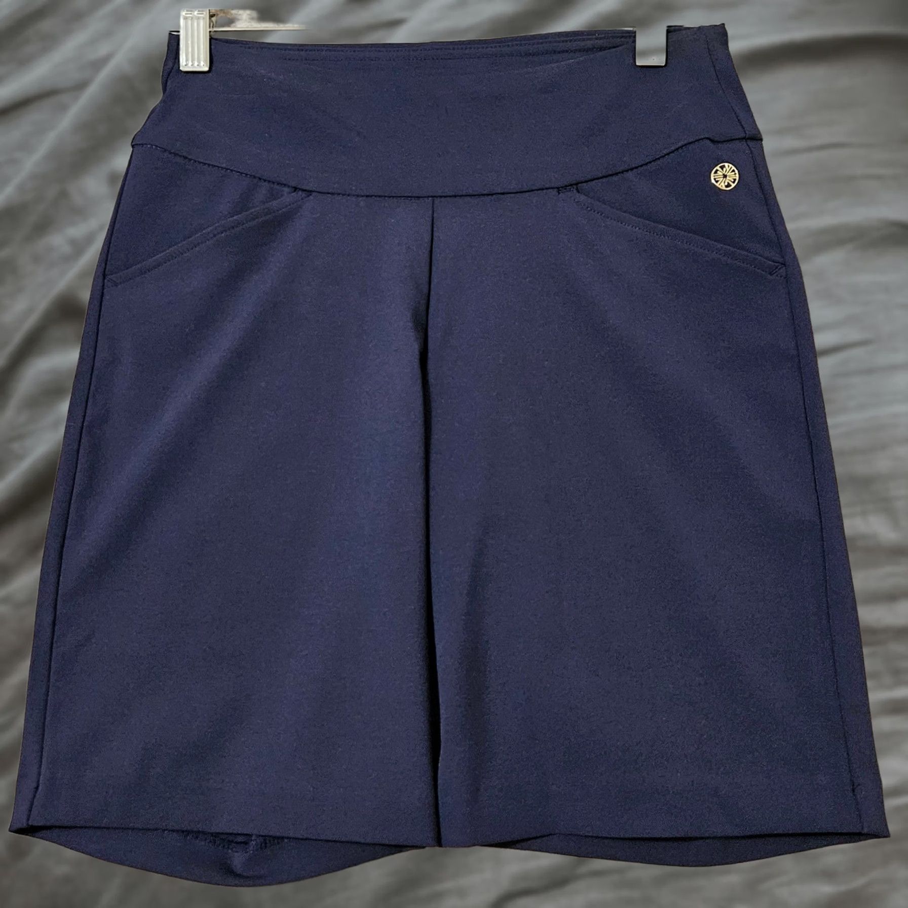 Lilly Pulitzer Lilly Pulitzer Luxletic Shorts Size 00 Navy Blue Solid Stretch Golf Short Size 24" / US 00 / IT 34 - 1 Thumbnail