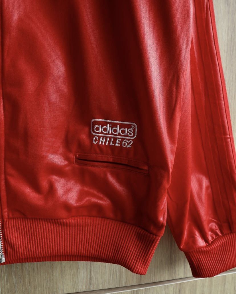 Adidas × Vintage Vintage 00’s Y2K Adidas Chile62 Waxed Shine Zip Sweatshirt Size US S / EU 44-46 / 1 - 4 Thumbnail