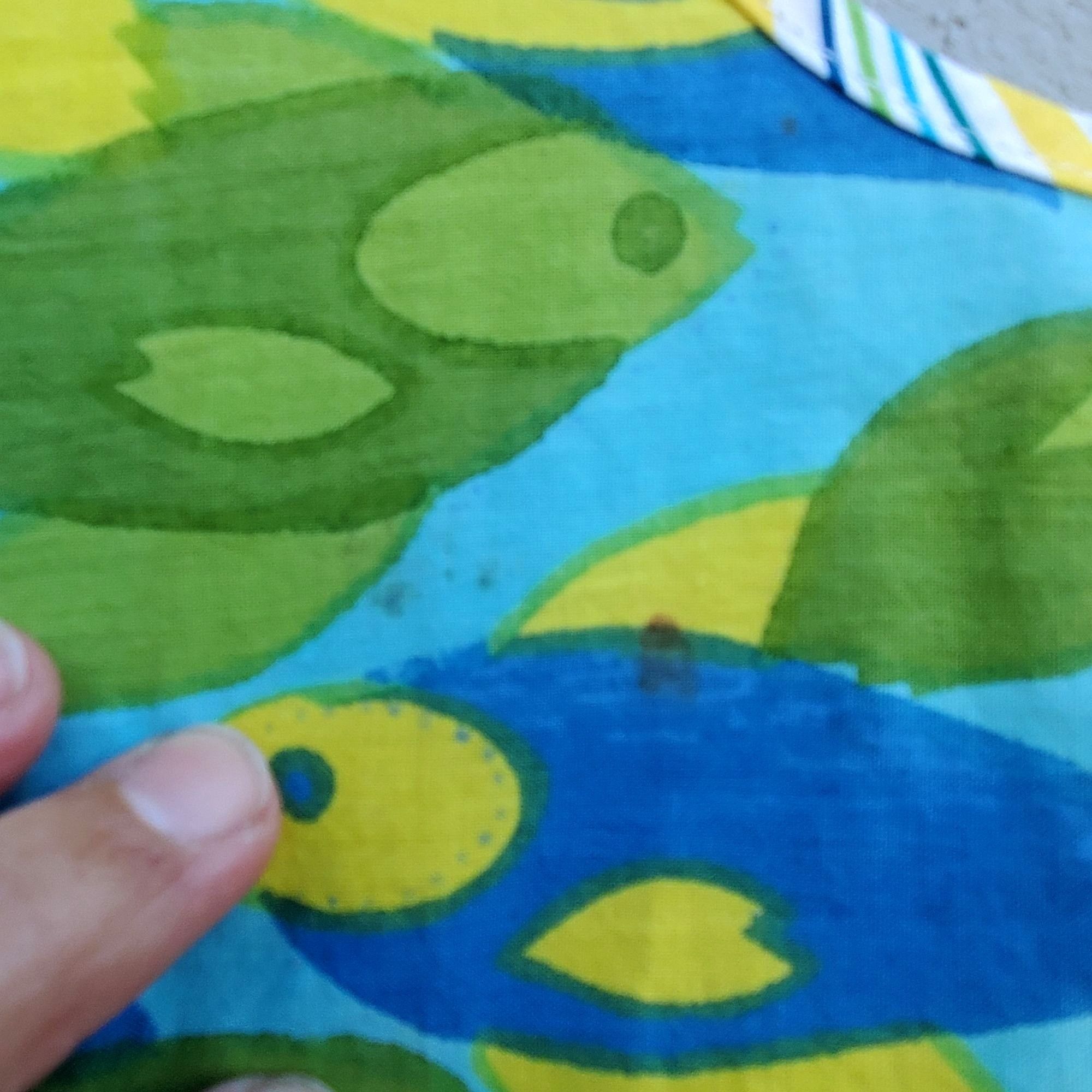 Other Retro Ruffled Bib Apron Colorful Blue Green Fish Pattern wit Size ONE SIZE - 4 Thumbnail