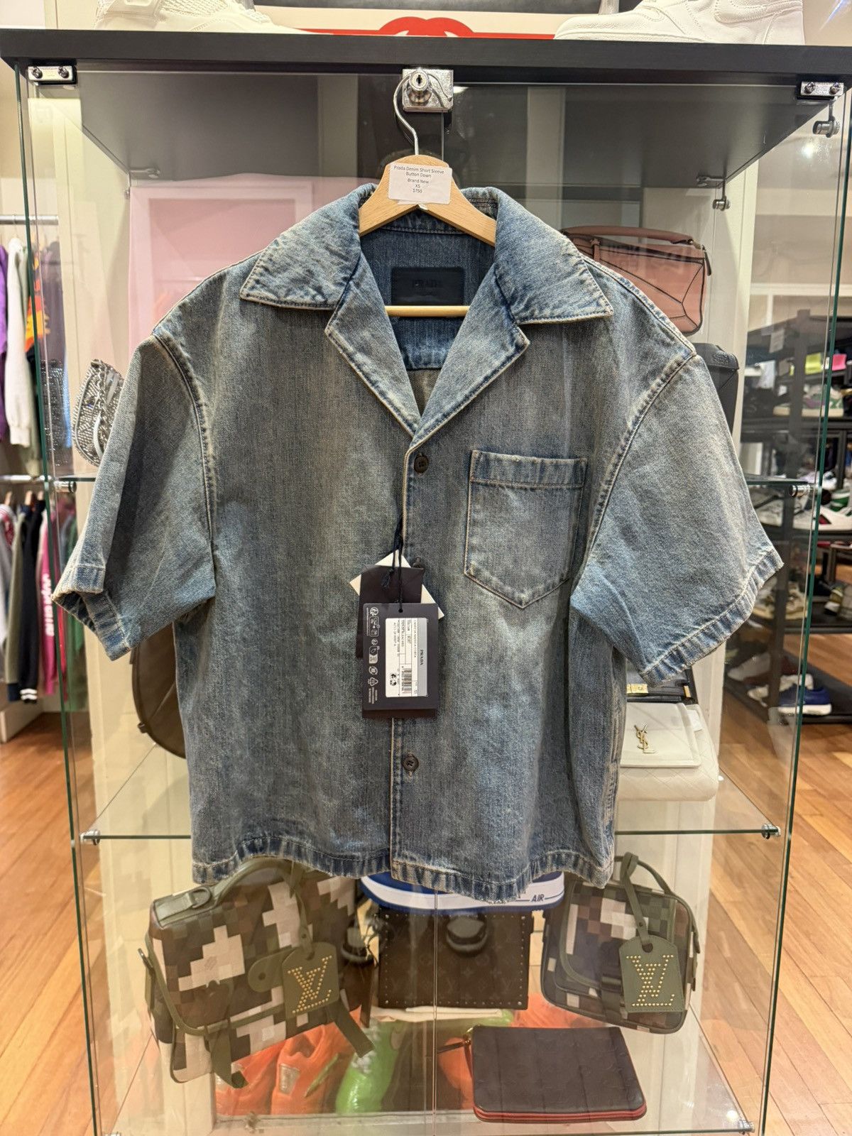 Prada Prada Denim SS Button Down Shirt Size US XS / EU 42 / 0 - 1 Thumbnail