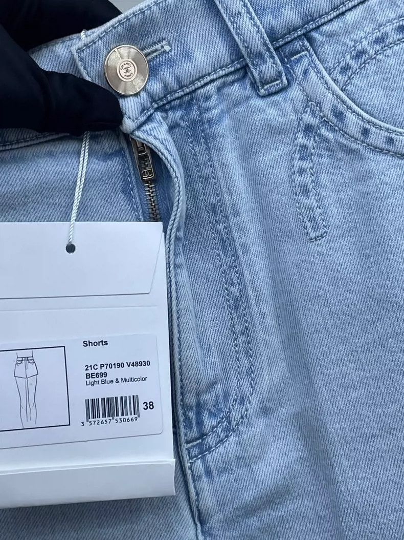 Chanel 21C light blue beaded pocket denim shorts 2504-Nexta