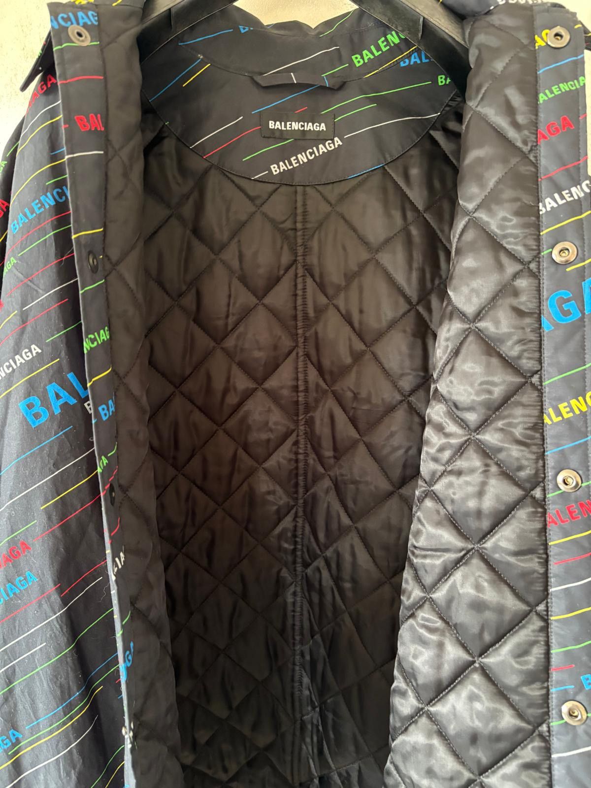 Balenciaga Balenciaga Short Sleeve Bottom Padded Shirt Size US S / EU 44-46 / 1 - 6 Thumbnail
