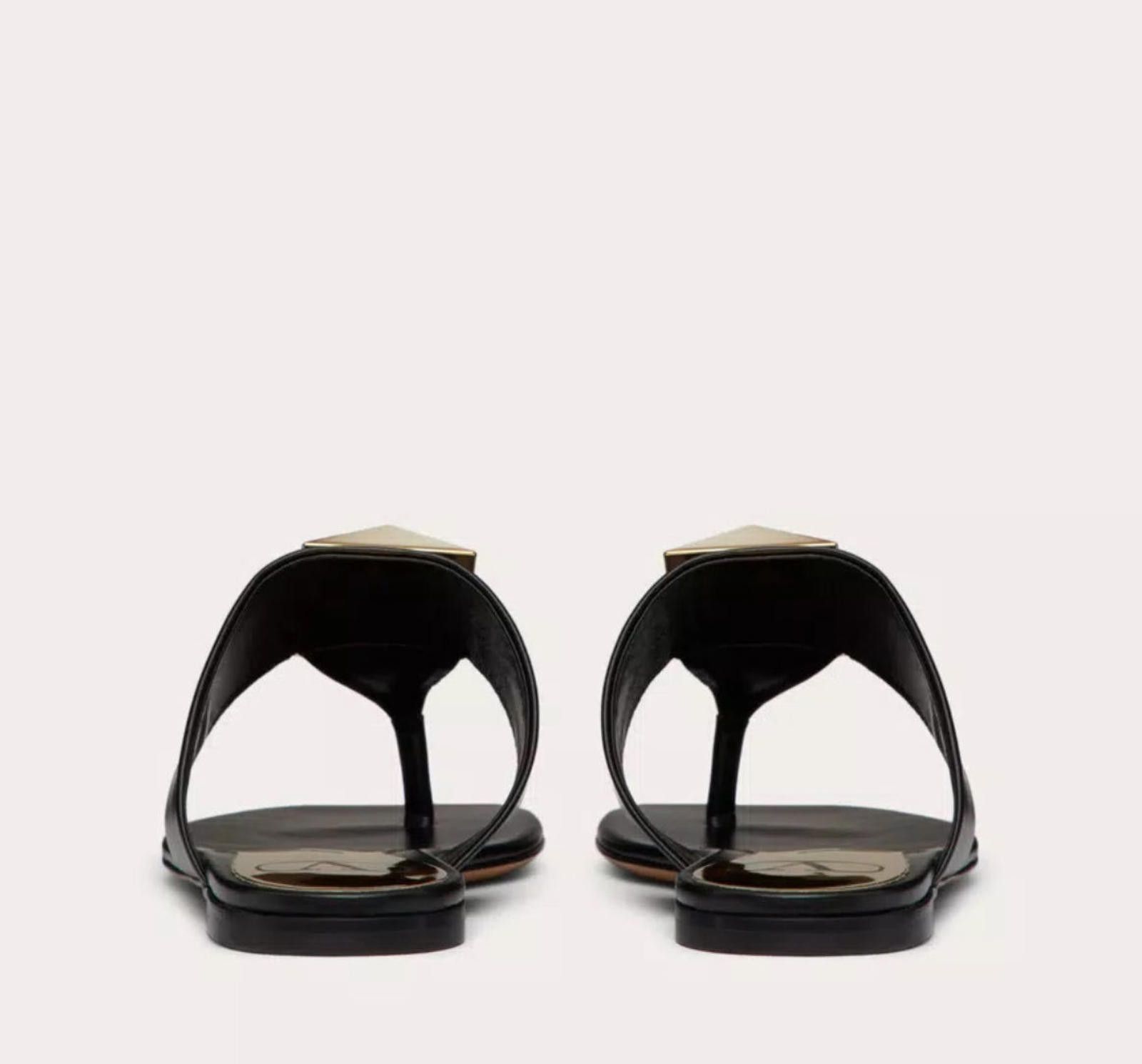 Other Valentino One Stud Flat Thong Sandal Size US 7.5 / IT 37.5 - 4 Thumbnail