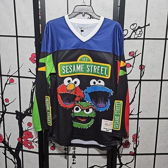 Other Sesame Street Hockey Jersey Size Medium NWT Size US M / EU 48-50 / 2 - 1 Thumbnail