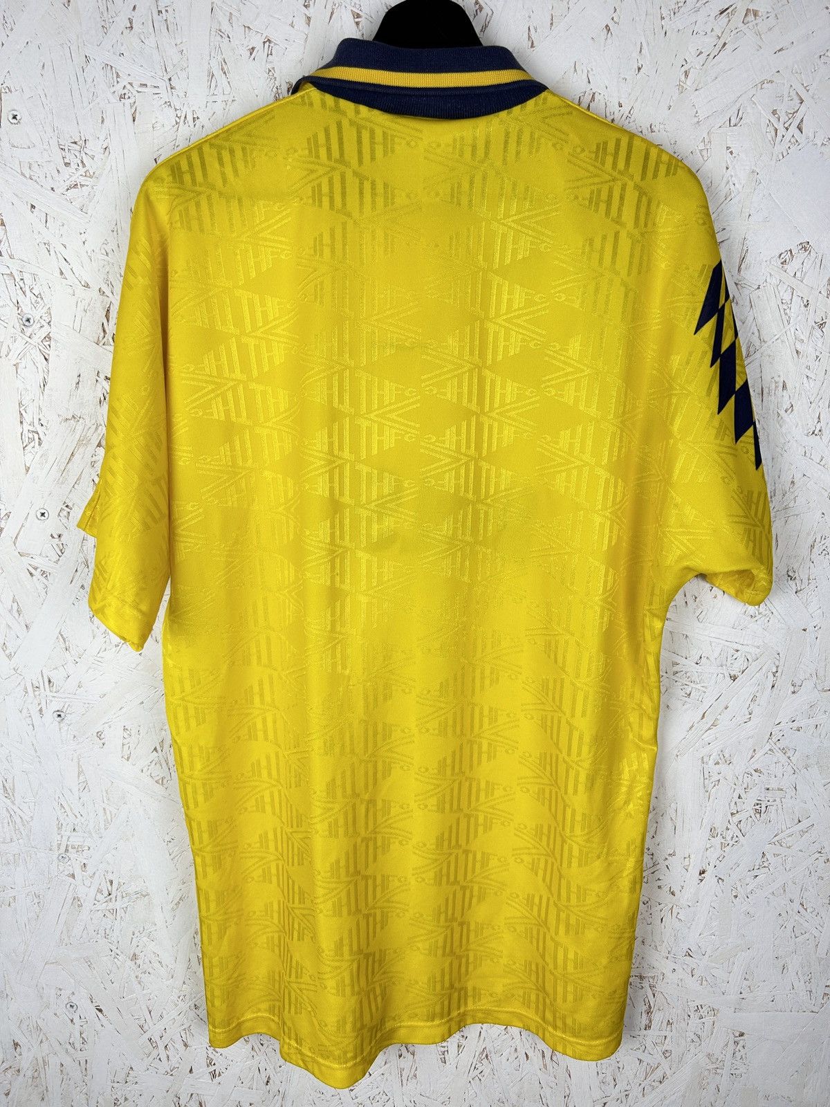 Umbro 90s Vintage Umbro Tottenham 1991/92/93 Away Soccer Jersey Size US XL / EU 56 / 4 - 6 Thumbnail