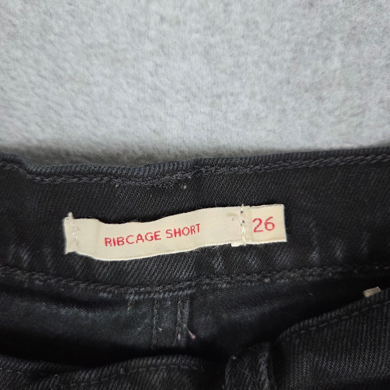 Levi's Levi's Premium 26 Black Ribcage Shorts Button Fly Cut Offs Size 26" / US 2 / IT 38 - 7 Thumbnail