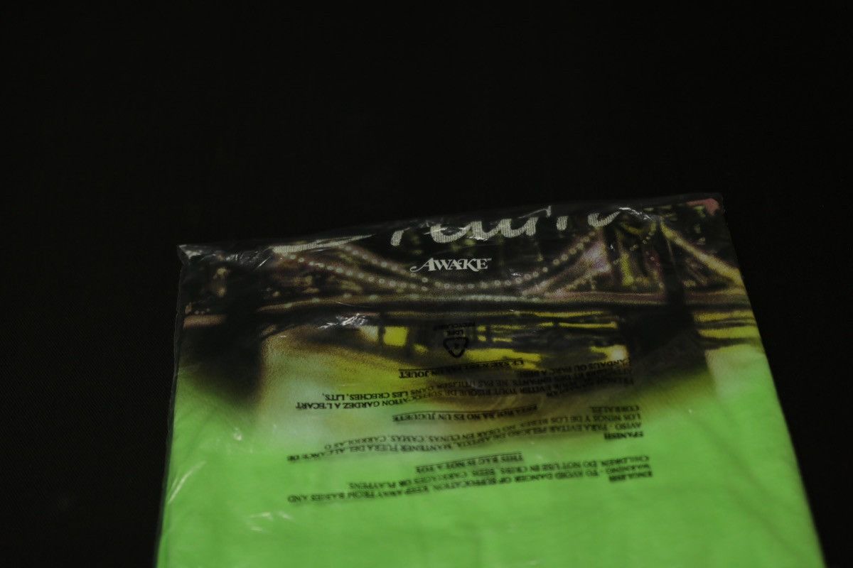 Awake NY Green Sz Medium Awake NY Living the Dream Tee Size US M / EU 48-50 / 2 - 2 Thumbnail