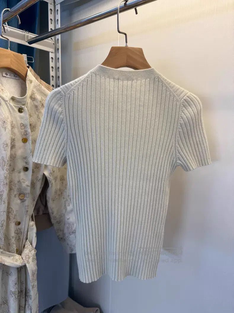 Loro Piana Loro Piana 100% Baby Cashmere Knit Top Size XS / US 0-2 / IT 36-38 - 4 Thumbnail
