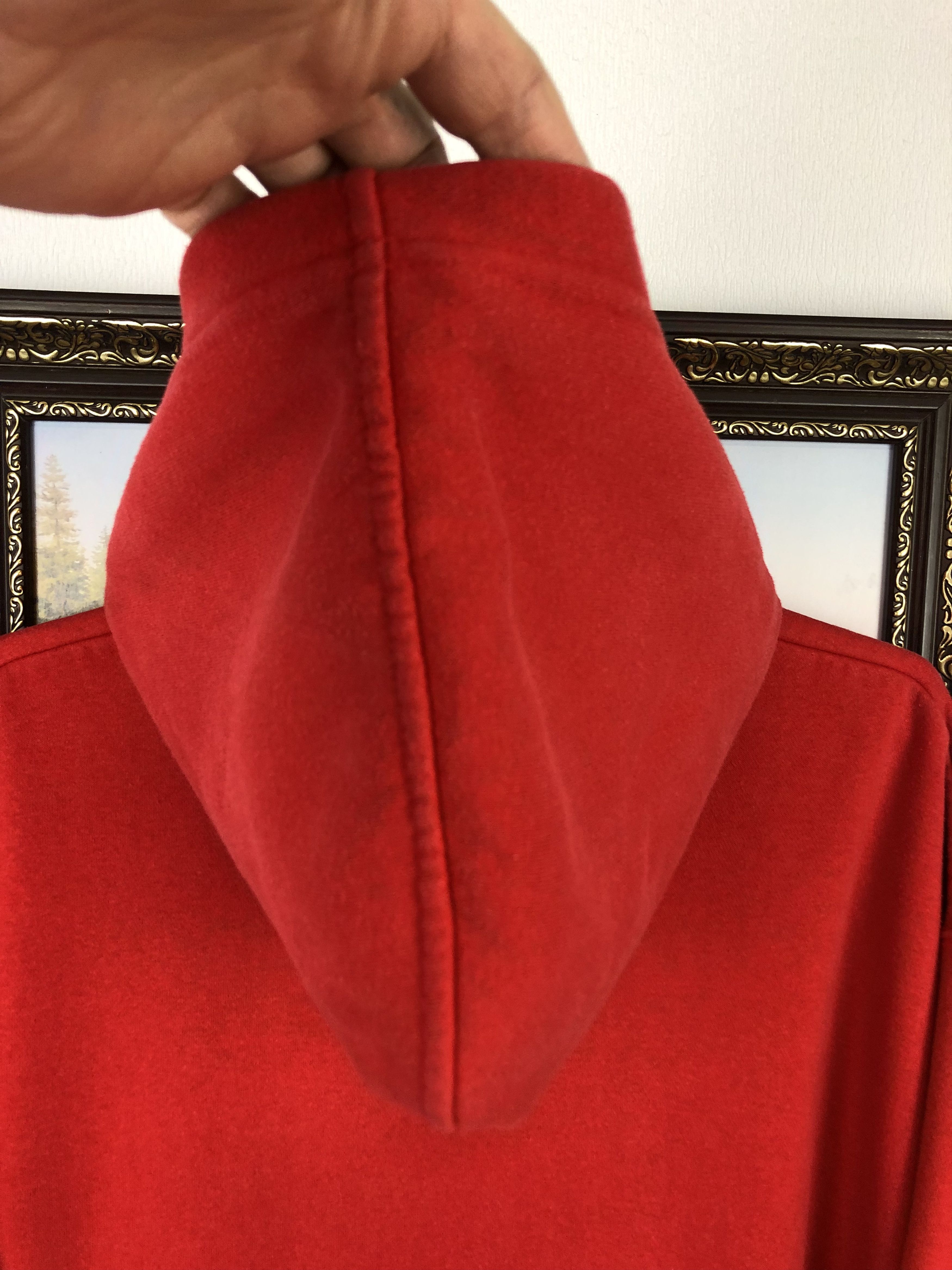 Nike Vintage Nike New Jersey Nets Hoodie Red NBA Jacket Jersey Size US XL / EU 56 / 4 - 13 Thumbnail