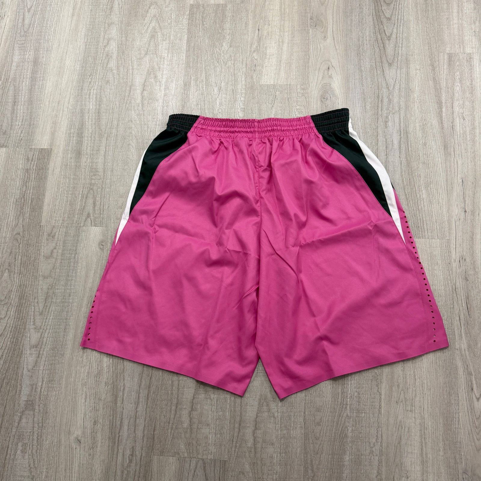 Nike Nike Michigan State Spartans Breast Cancer Awareness Shorts Size US 38 / EU 54 - 9 Thumbnail