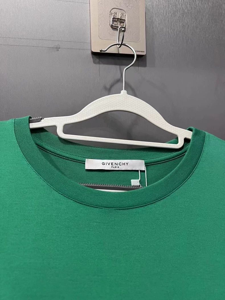 Givenchy Givenchy Chest Logo short-sleeve Size US M / EU 48-50 / 2 - 3 Thumbnail