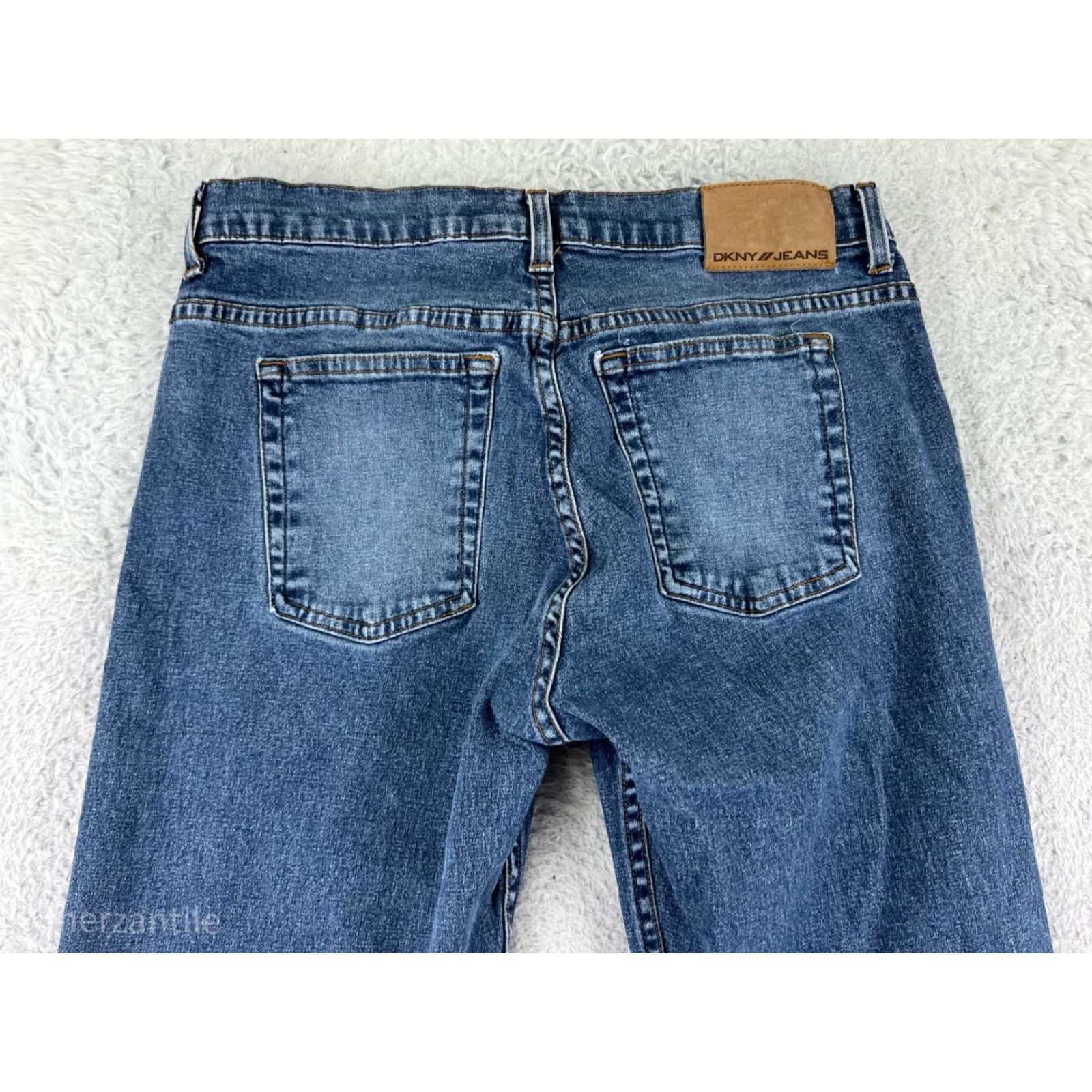 DKNY VINTAGE DKNY Jeans Womens 6 Blue Denim Bootcut 5-Pocket Design Zip Inseam 30 in Medium Wash Size 28" / US 6 / IT 42 - 4 Thumbnail