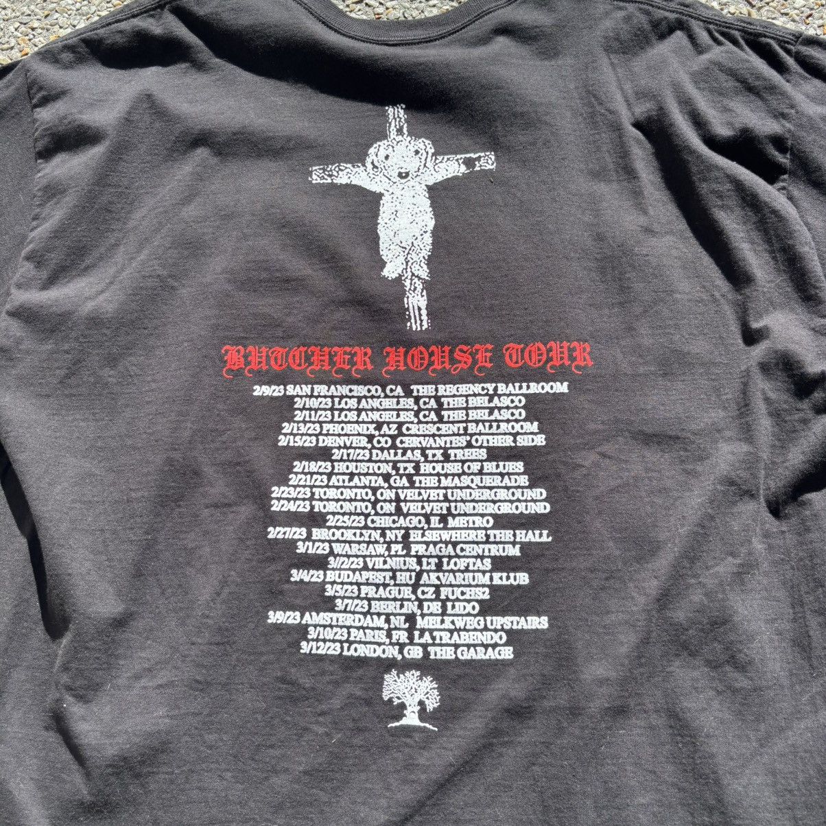 Haunted Mound Sematary Holding Crosses Shirt Size US XXL / EU 58 / 5 - 5 Thumbnail