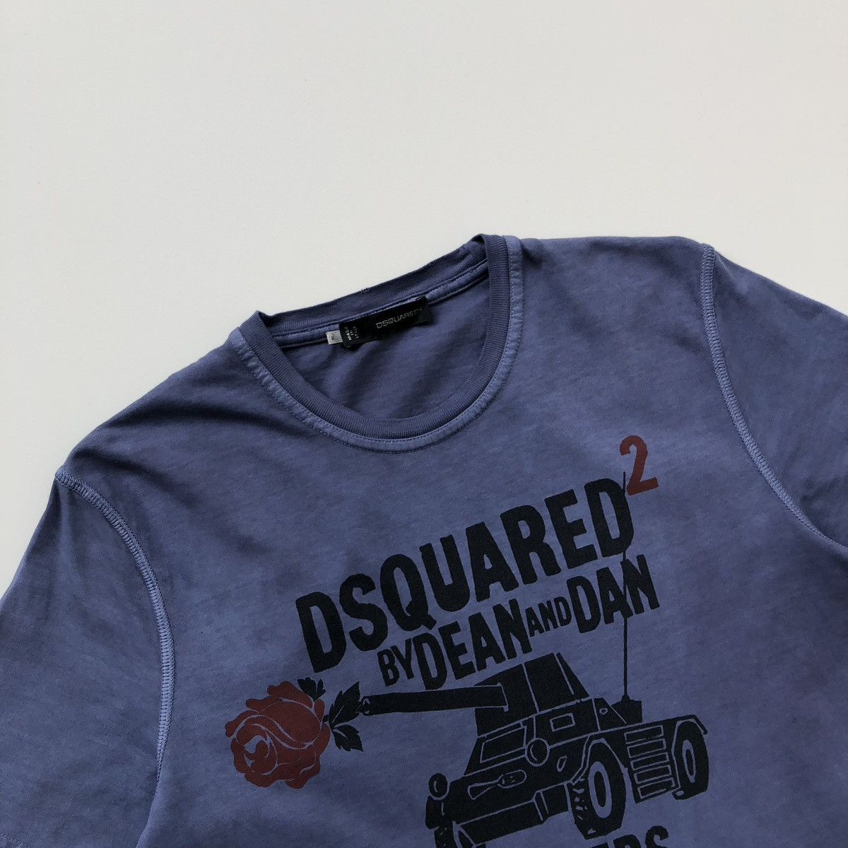 Dsquared2 Dsquared2 by Dean and Dan Flowers Their Distressed T-Shirt Size US M / EU 48-50 / 2 - 2 Thumbnail