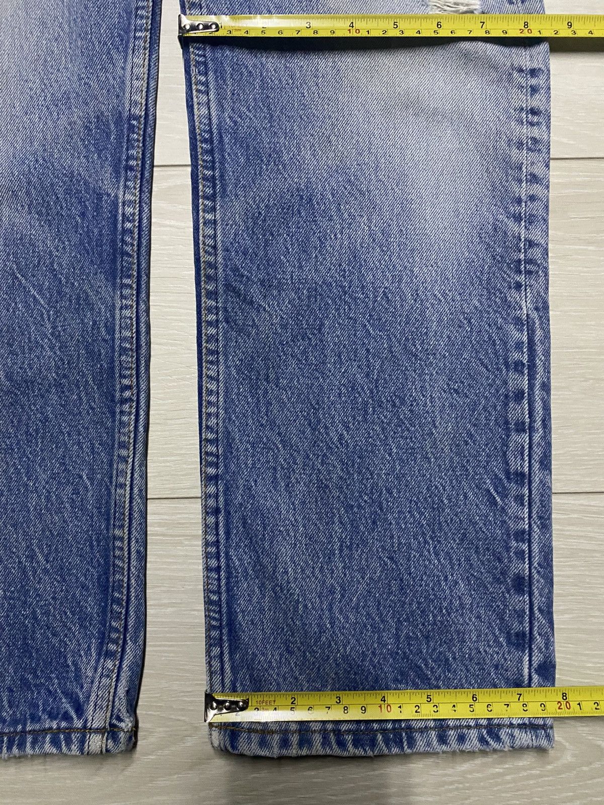 Levi's Vintage Levis 501 70s Faded Wash Repair Distressed Jeans Size US 29 - 20 Thumbnail
