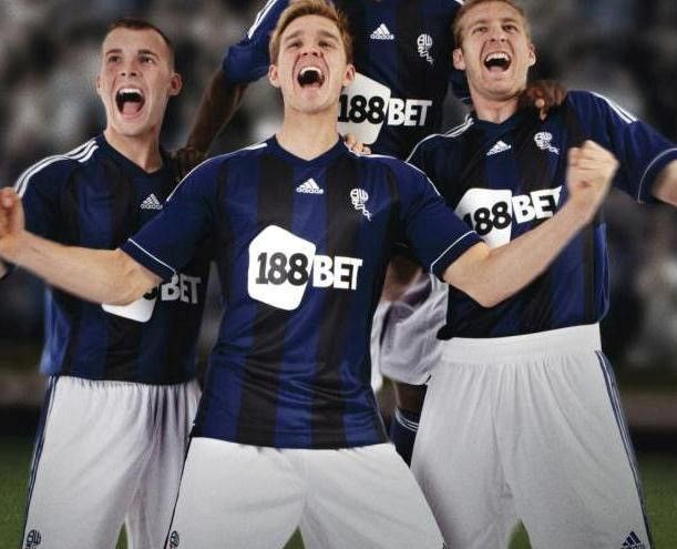 Adidas BOLTON ADIDAS 2012/2013 FOOTBALL AWAY JERSEY #22 HOLDEN Size US L / EU 52-54 / 3 - 14 Thumbnail