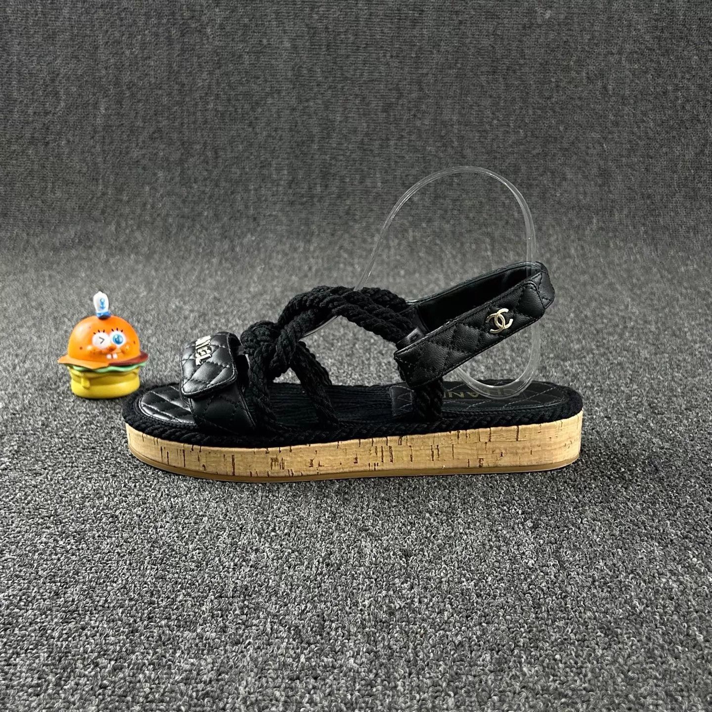 Chanel Chanel Black Woven Gold Logo Sandals EUR 38 Size US 7.5 / IT 37.5 - 3 Thumbnail