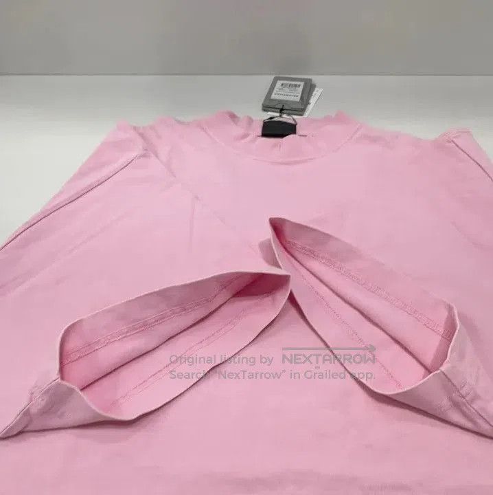 Balenciaga Balenciaga Pink Short Sleeve T. Size US XS / EU 42 / 0 - 7 Thumbnail