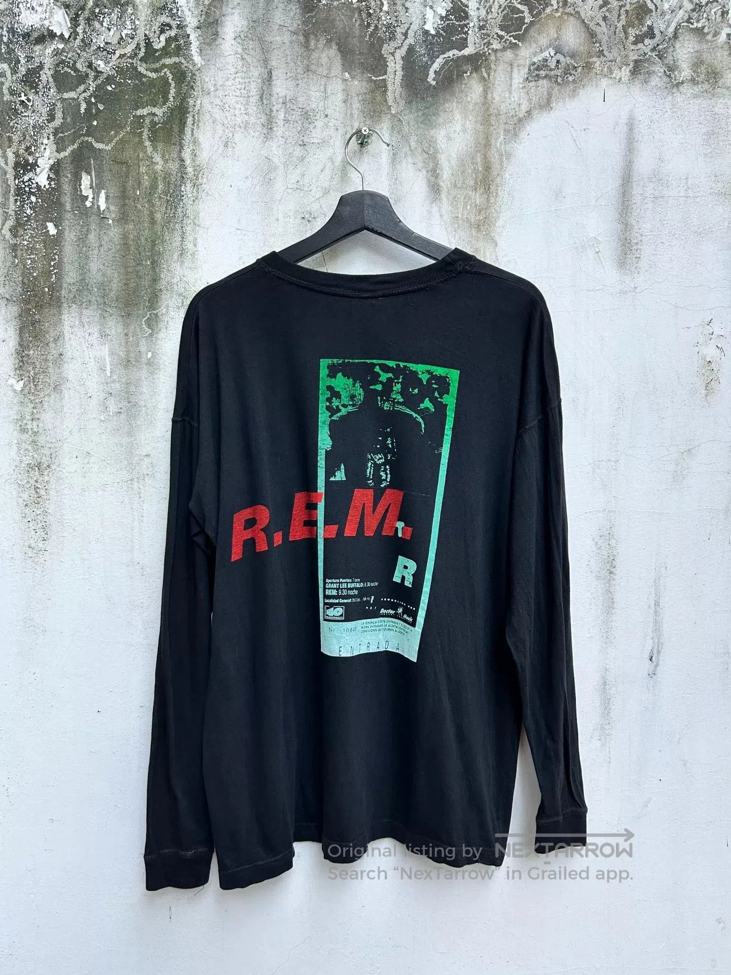 Vintage Vintage REM 90s Band Long Sleeve Tee. Size US M / EU 48-50 / 2 - 2 Thumbnail