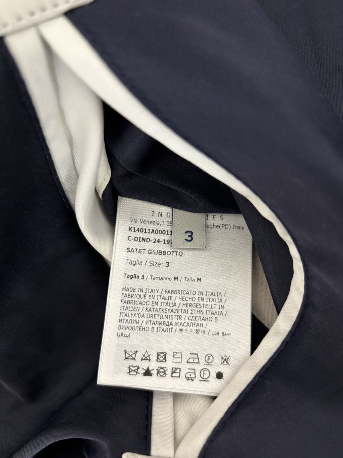 Moncler MONCLER GENIUS Mercedes-Benz by NIGO White Navy Reversible Size US L / EU 52-54 / 3 - 9 Thumbnail