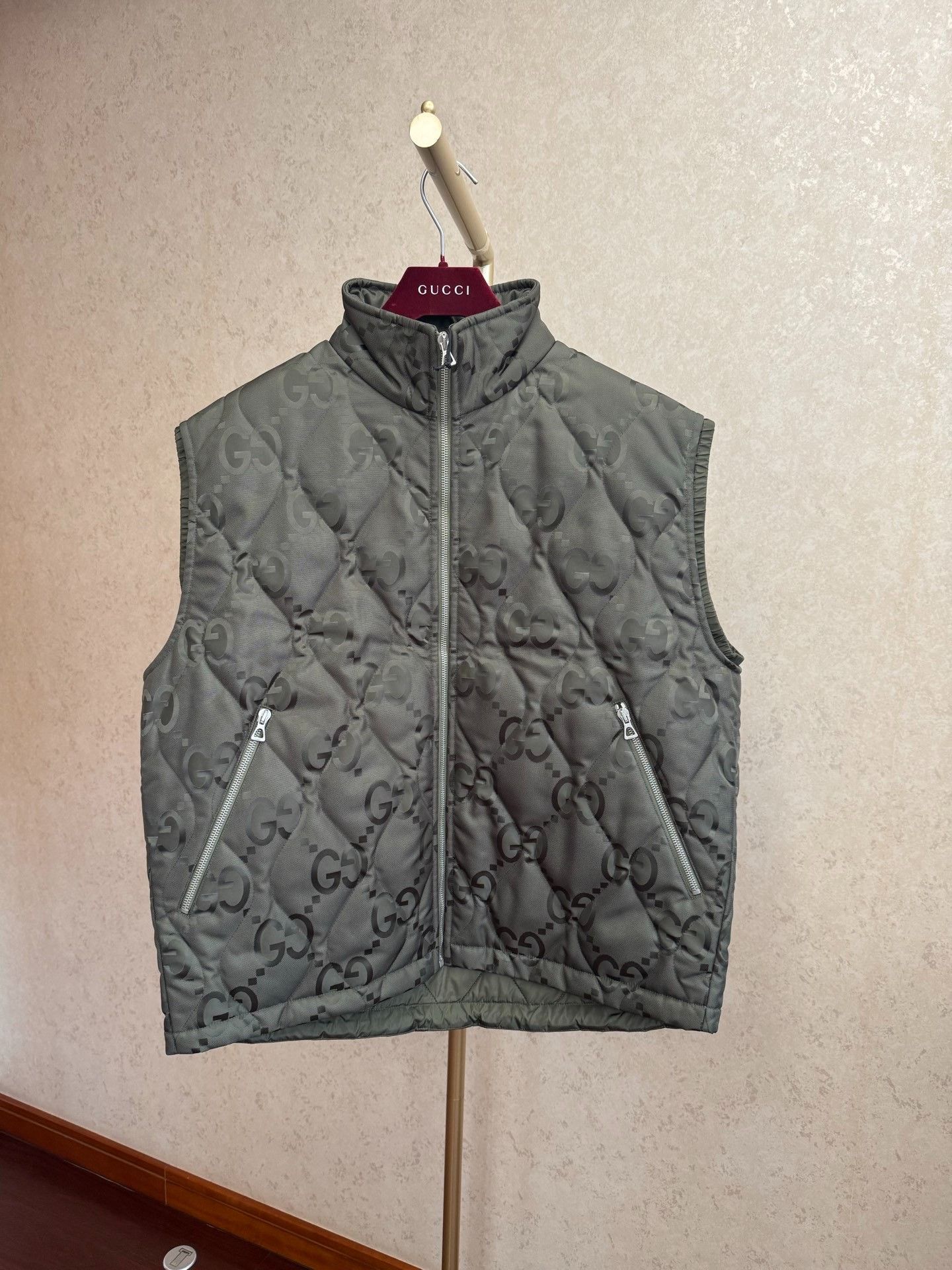 Gucci Gucci Autumn/Winter Men's Vest Size US M / EU 48-50 / 2 - 1 Thumbnail