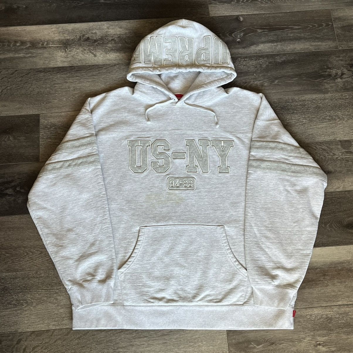 Supreme Surpreme US-NY Hooded Sweatshirt Hoodie Ash Grey FW22 Size US XXL / EU 58 / 5 - 1 Thumbnail
