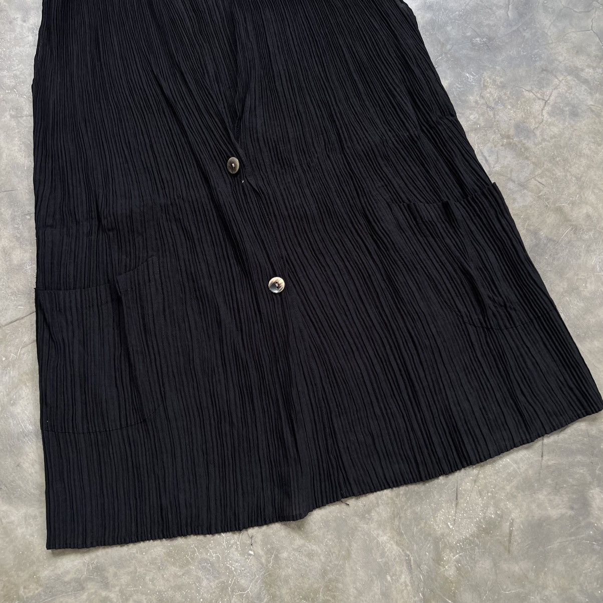Pleats Please Issey Miyake KOD Pleast Please Issey Miyake Style Sleeveless Shirt Size ONE SIZE - 3 Thumbnail