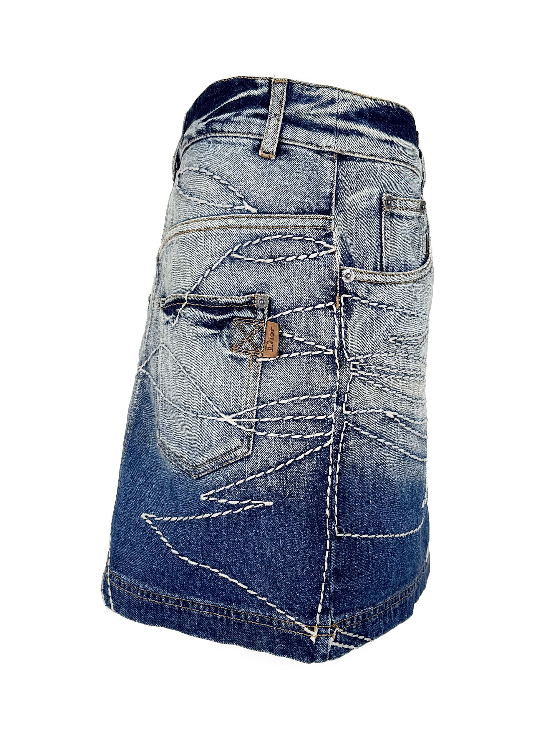 Dior Vintage Christian Dior Mini Denim Skirt 2006 John Galliano Size 27" / US 4 / IT 40 - 9 Thumbnail