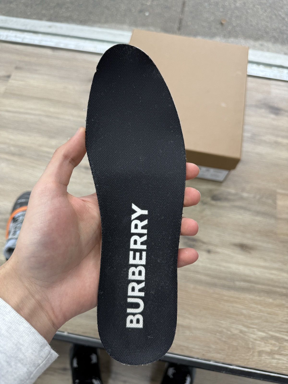 Burberry Bureberry Low Top sneakers Size US 8 / EU 41 - 9 Thumbnail