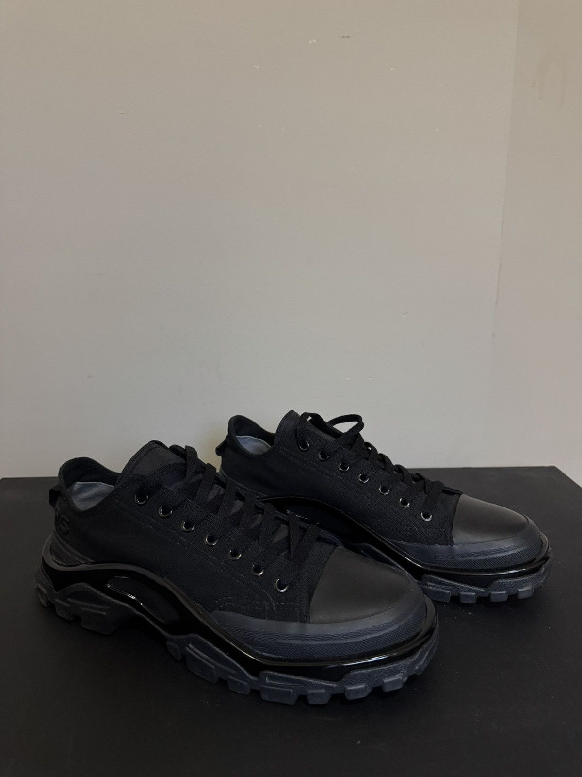 Adidas × Raf Simons Raf x Adidas RS Detroit Runner US9 Size US 9 / EU 42 - 2 Thumbnail