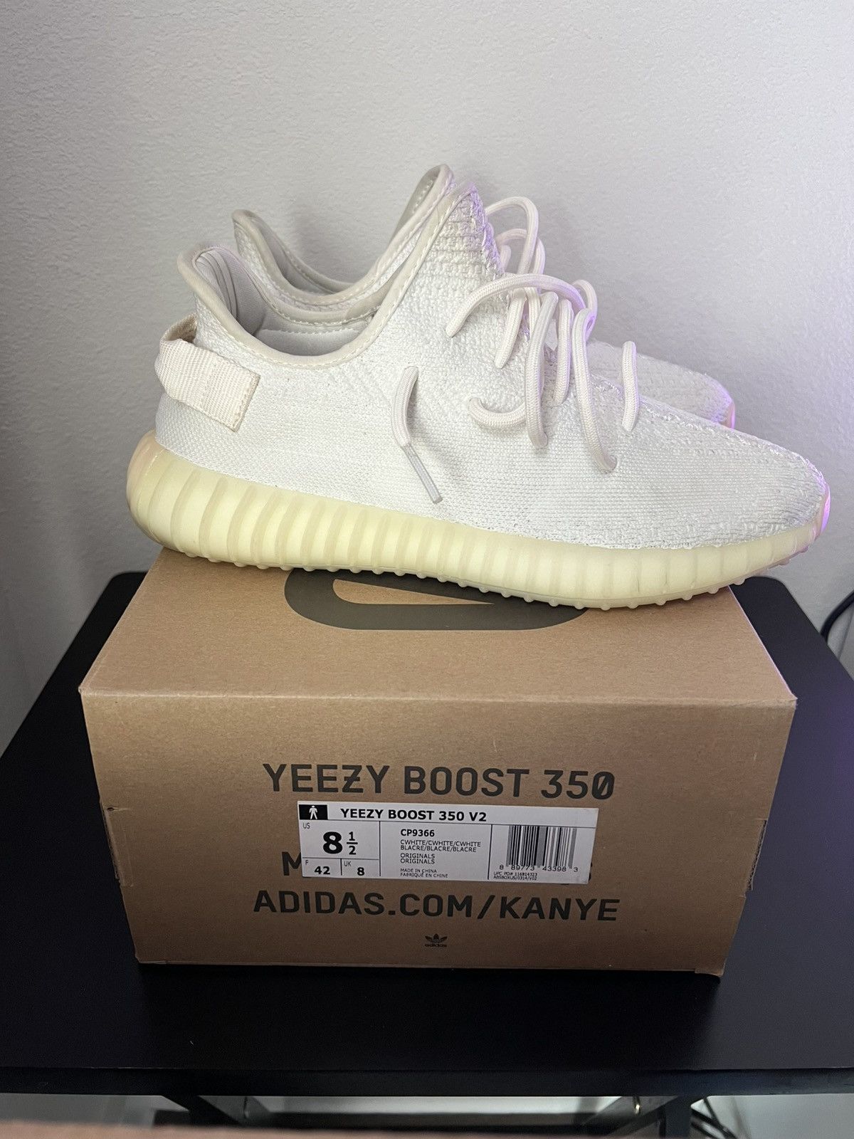 Adidas Adidas x Yeezy 350 Boost V2 Cream Size US 8.5 / EU 41-42 - 3 Thumbnail