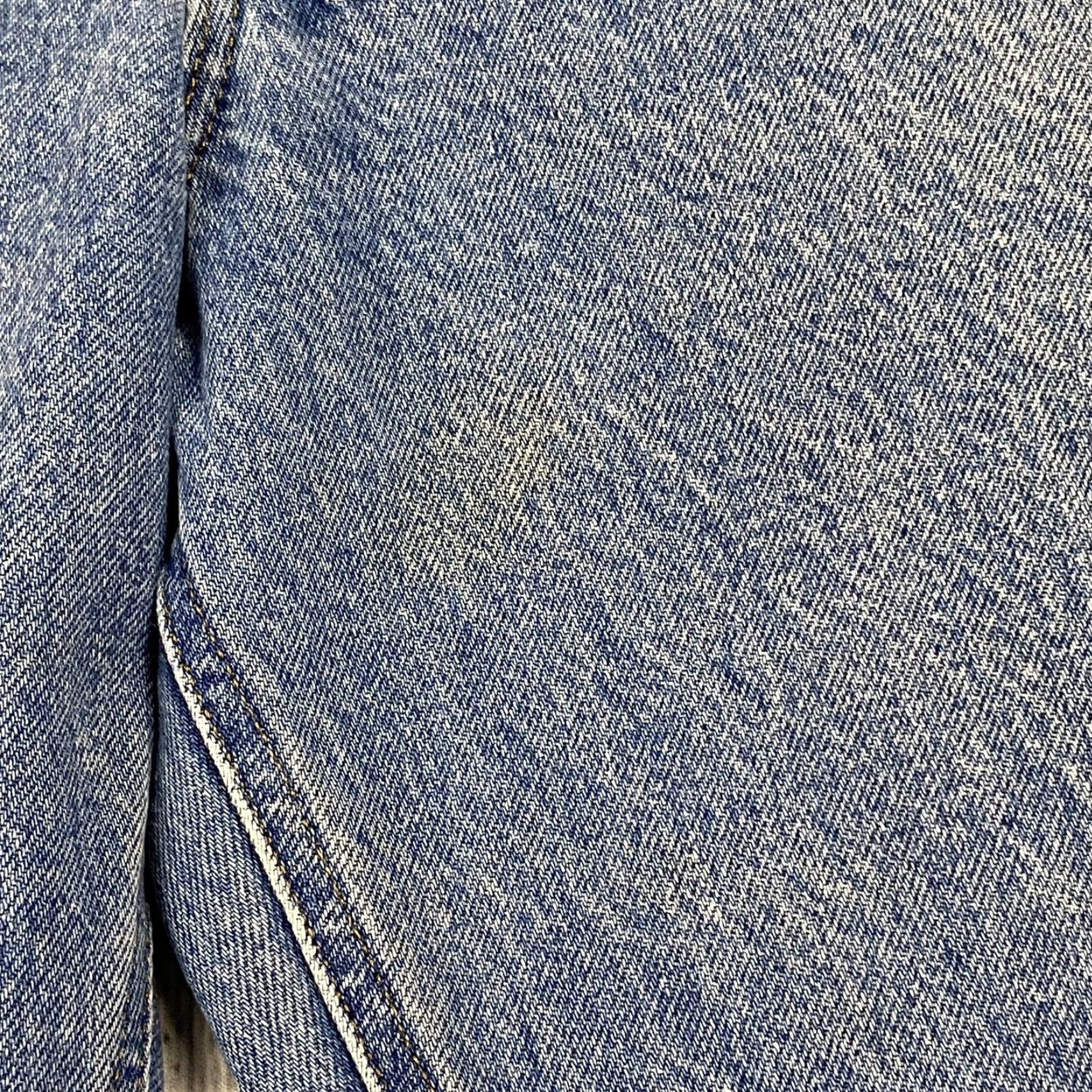 Carhartt VINTAGE Carhartt Jeans Relaxed Fit Denim Blue B17 Size 46x30 Work Light Wash Mens Size US 30 / EU 46 - 7 Thumbnail