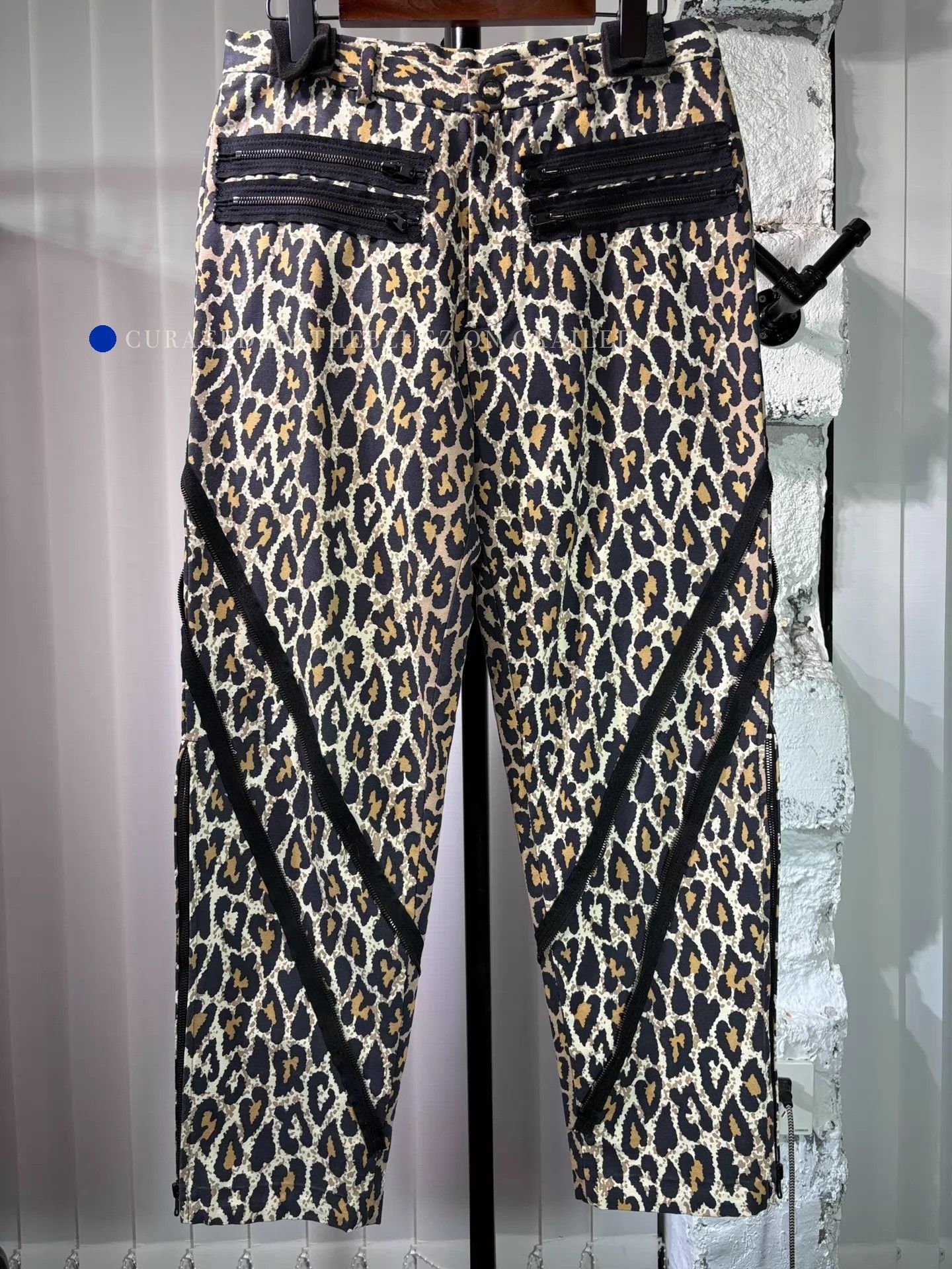 Number (N)ine Heart Leopard Print Cargo Pants Size US 32 / EU 48 - 1 Thumbnail
