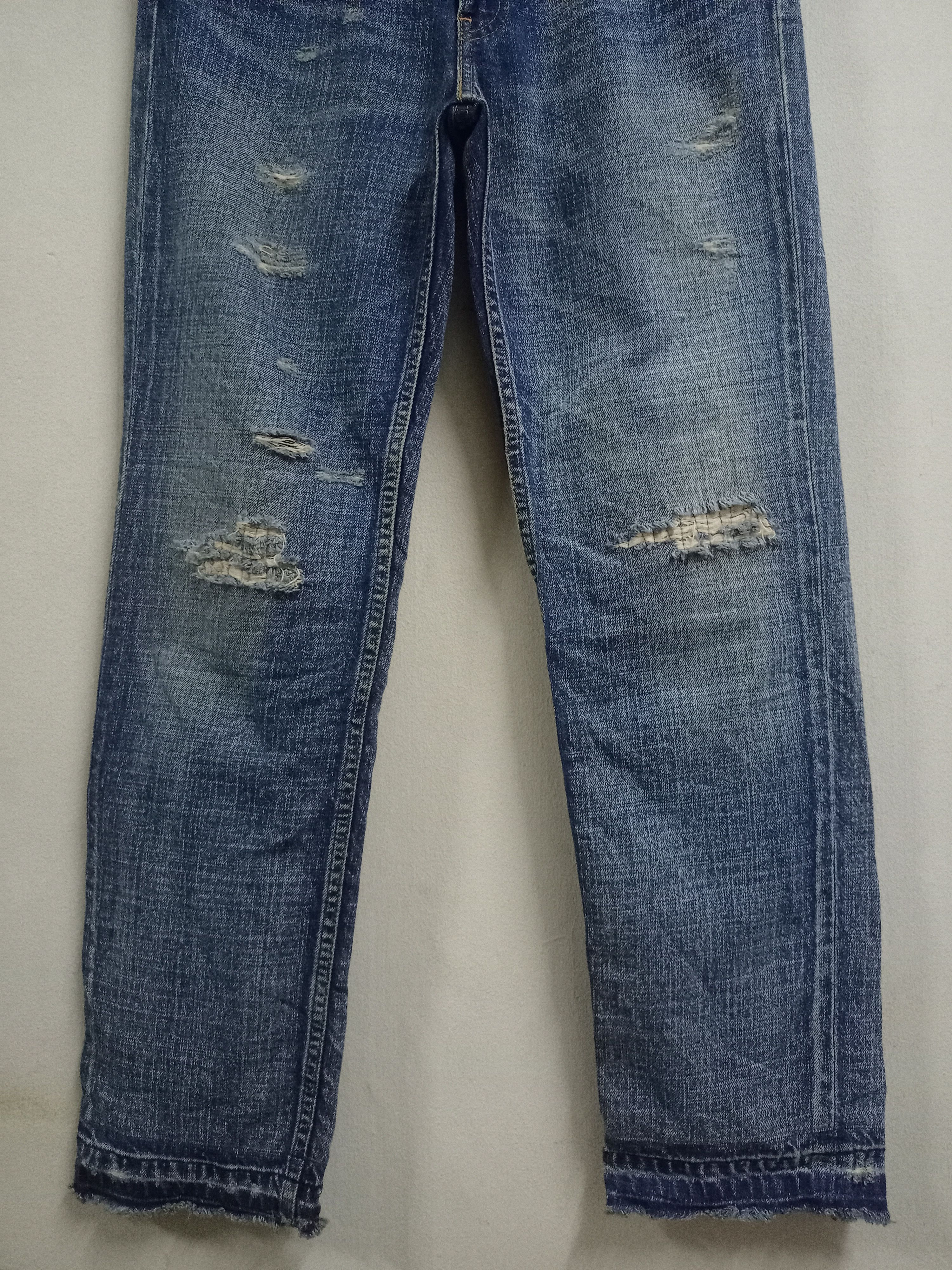 Levi's × Levi's Vintage Clothing Vintage 90s LEVIS 519 Japan Distressed Style Jeans Size US 30 / EU 46 - 5 Thumbnail