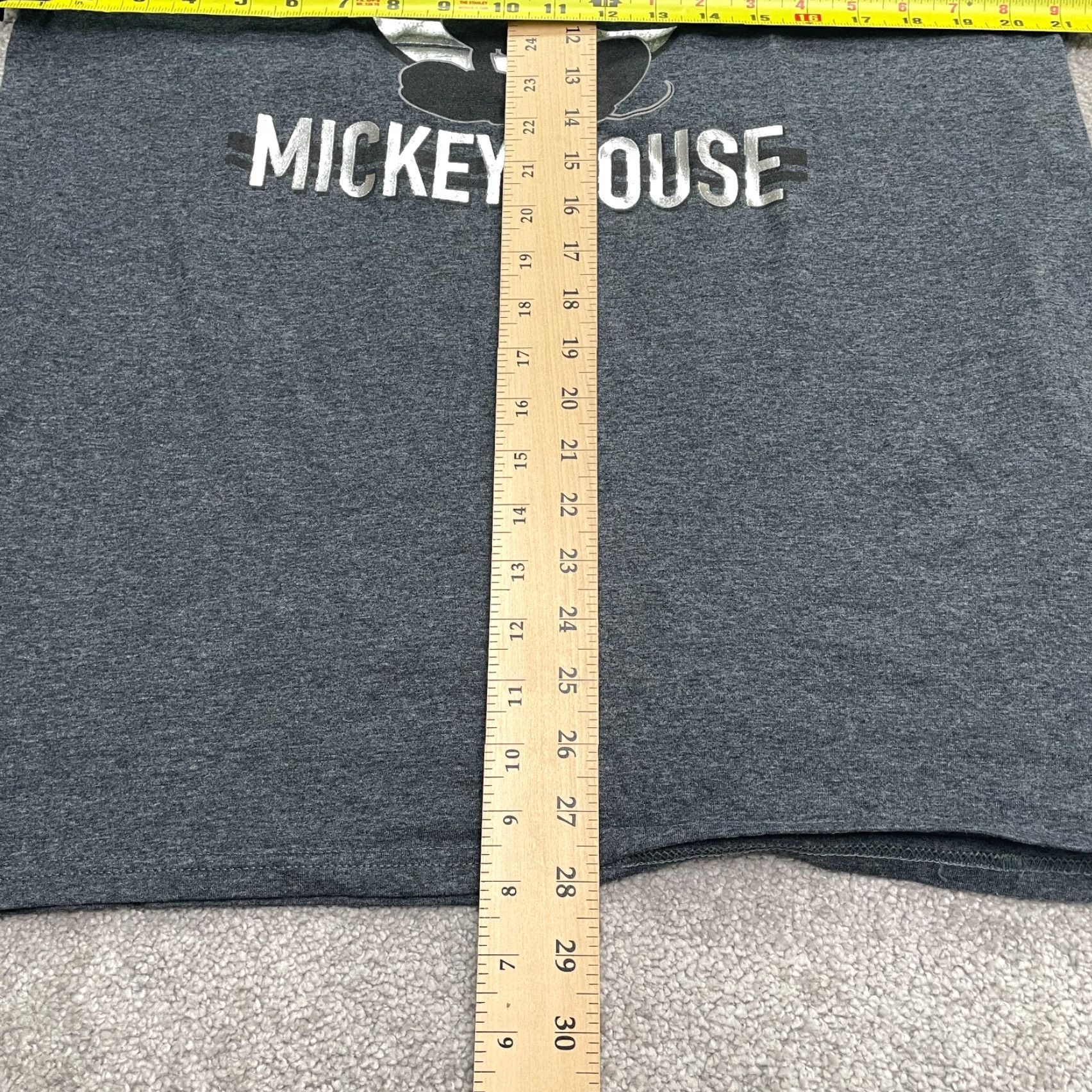 Disney Disney Mickey Mouse Graphic T-Shirt Mens Large Gray Crew Neck Short Sleeve Tee Size US L / EU 52-54 / 3 - 7 Thumbnail