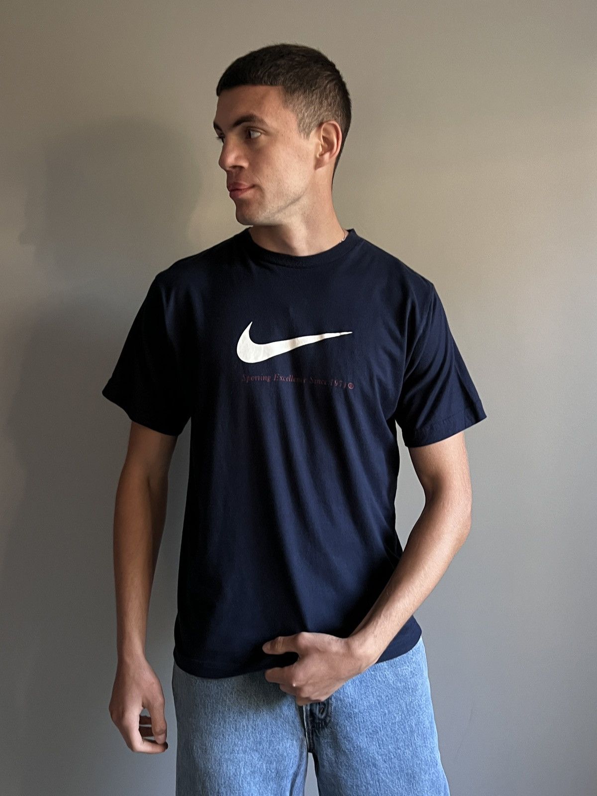 Nike Nike Vintage Sporting Excellence Since 1971 Shirt Size US M / EU 48-50 / 2 - 5 Thumbnail
