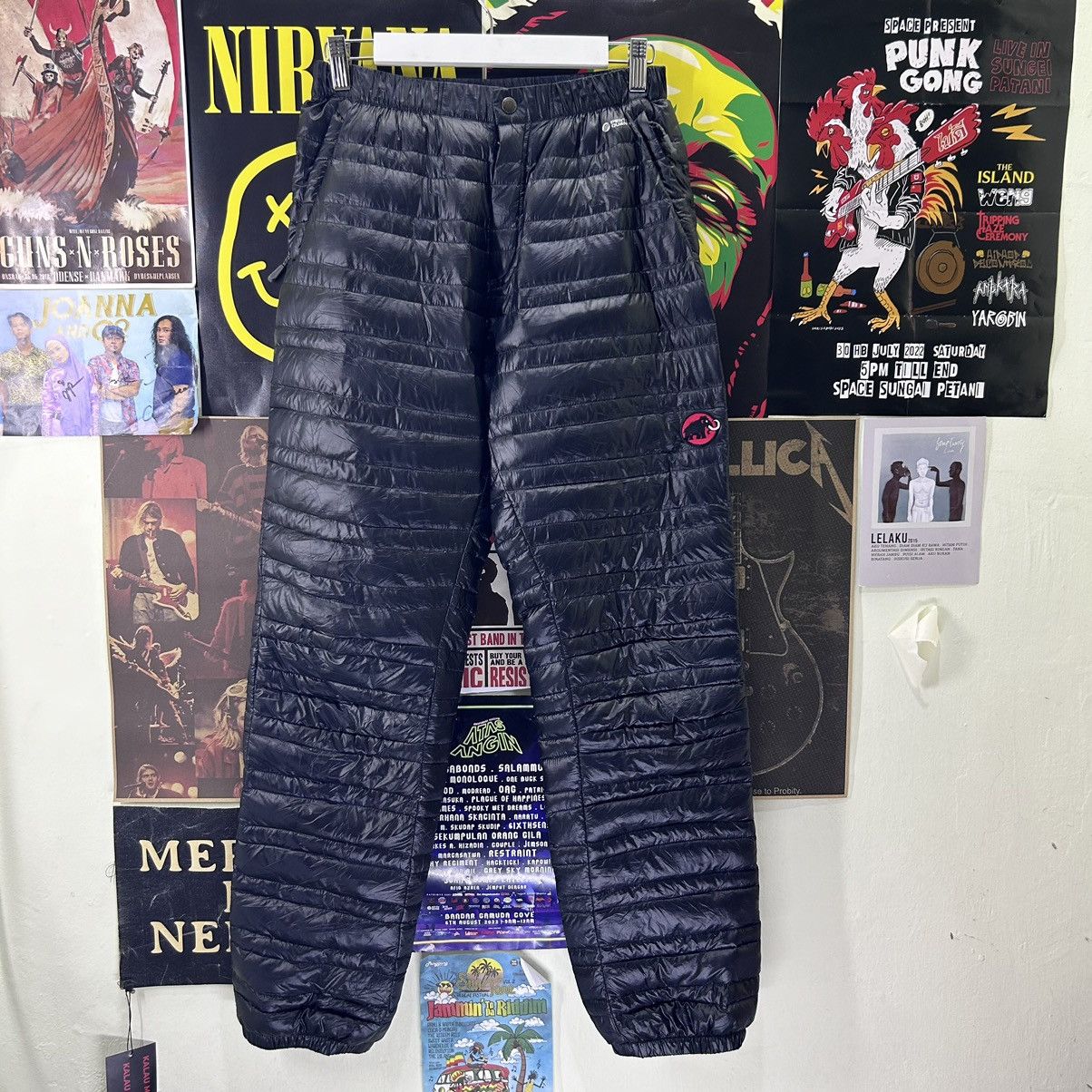 image of Vintage Mammut Gravity Ultra Light Down Pants in Black, Men's (Size 28)