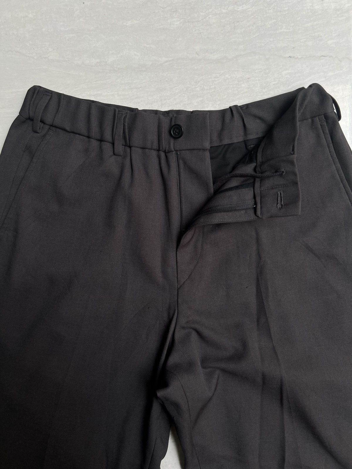 Uniqlo UNIQLO U Grey Ezy Barrel Long Pants Size US 32 / EU 48 - 9 Thumbnail