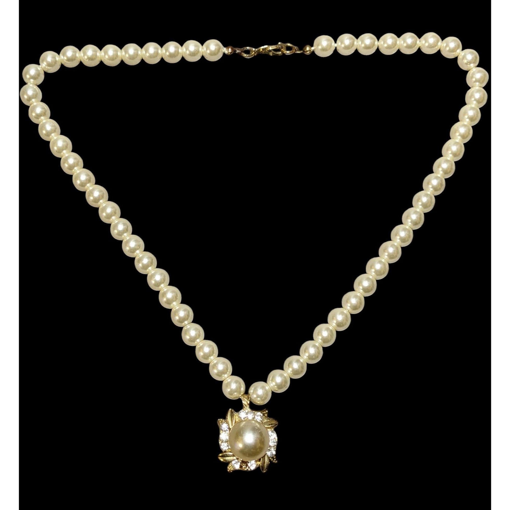 Other Vintage Floral Gold Pearl Rhinestone Pendant Necklace Size ONE SIZE - 1 Thumbnail